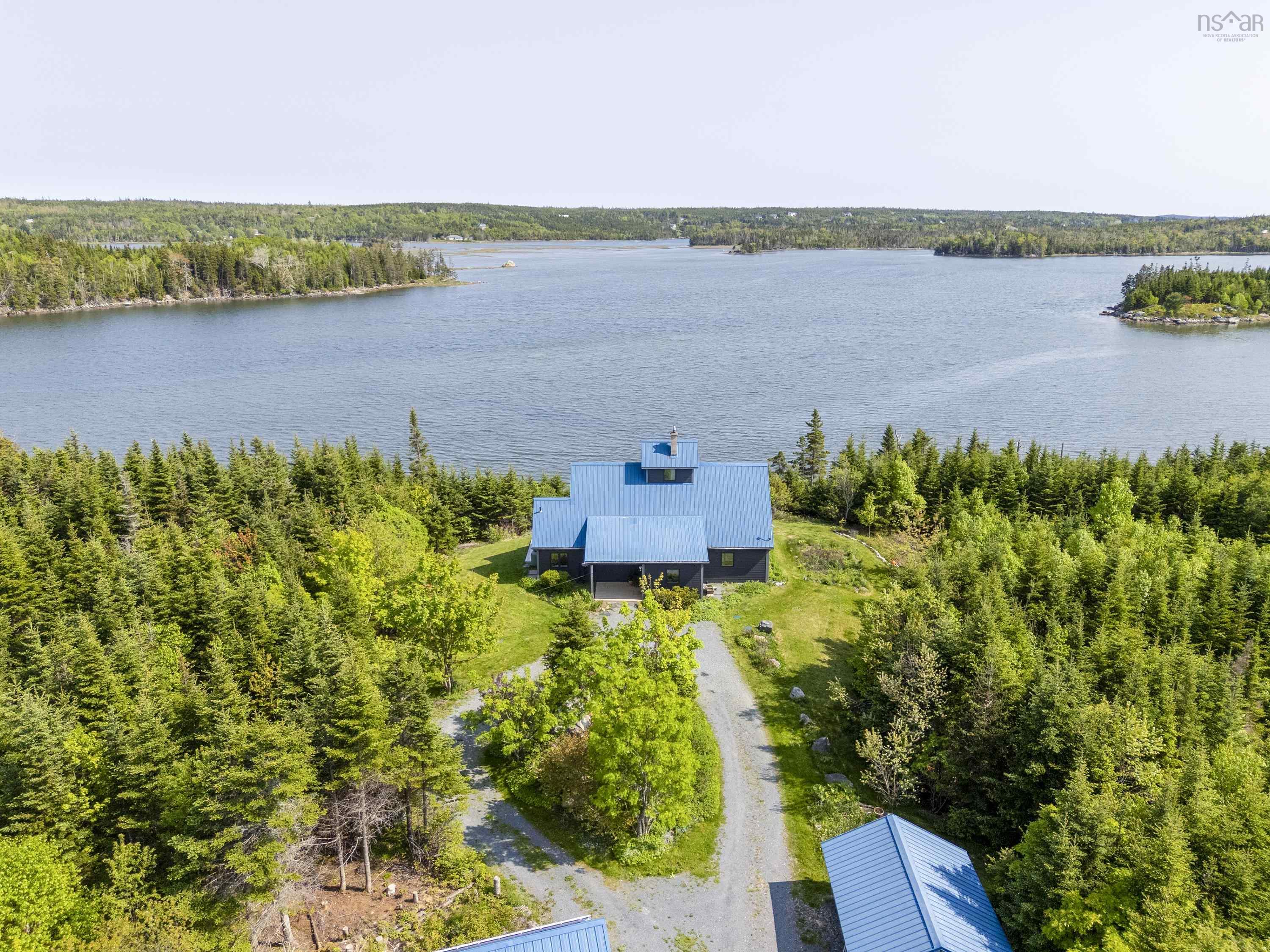 $825,000.00: 899 West Petpeswick Road, West Petpeswick