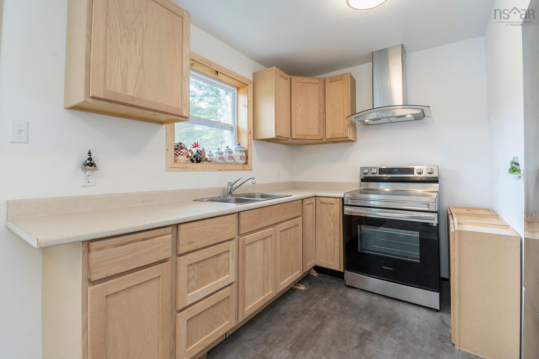 $449,900.00: 19 Cove Road, Mount Uniacke