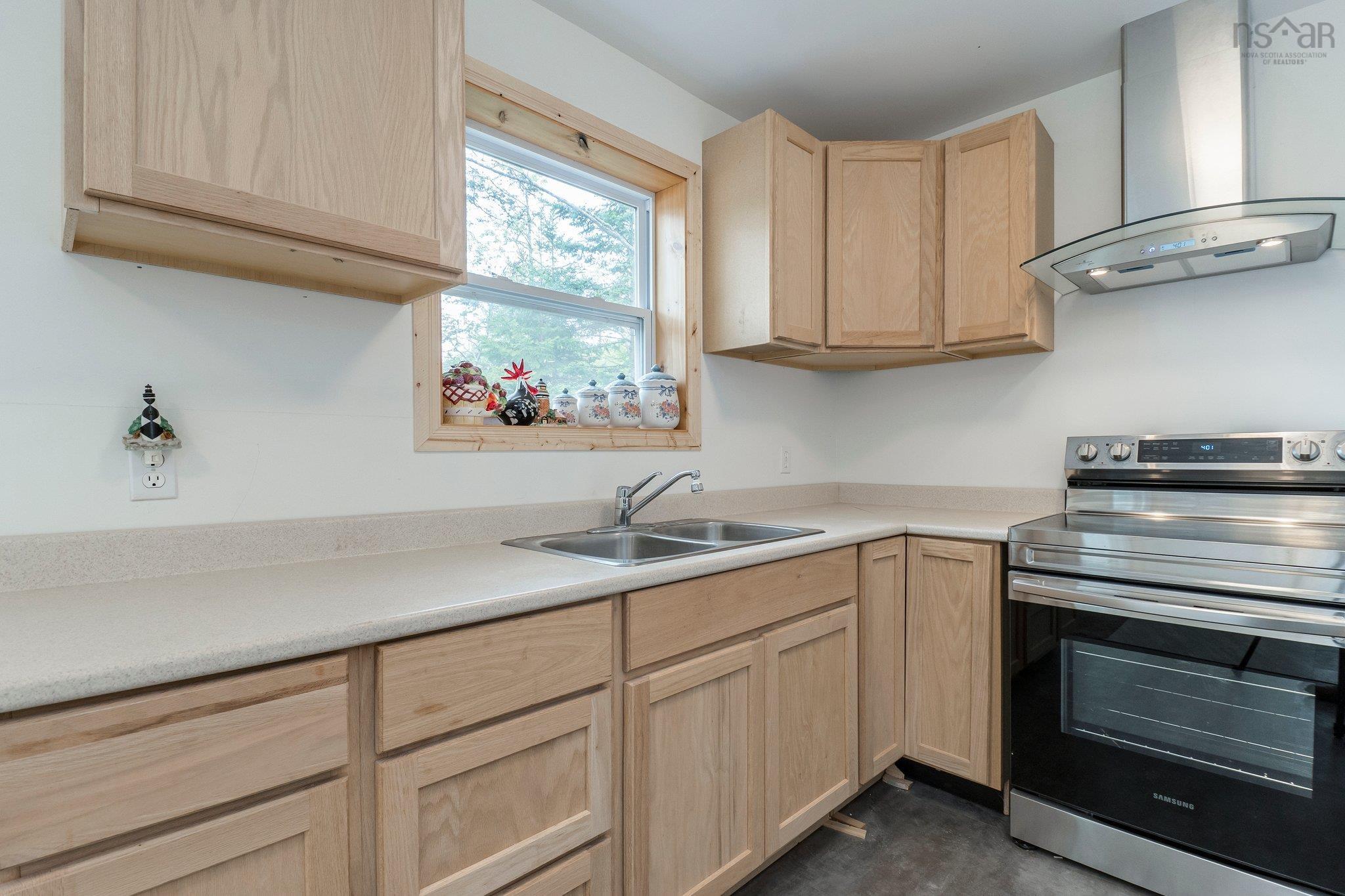 $449,900.00: 19 Cove Road, Mount Uniacke