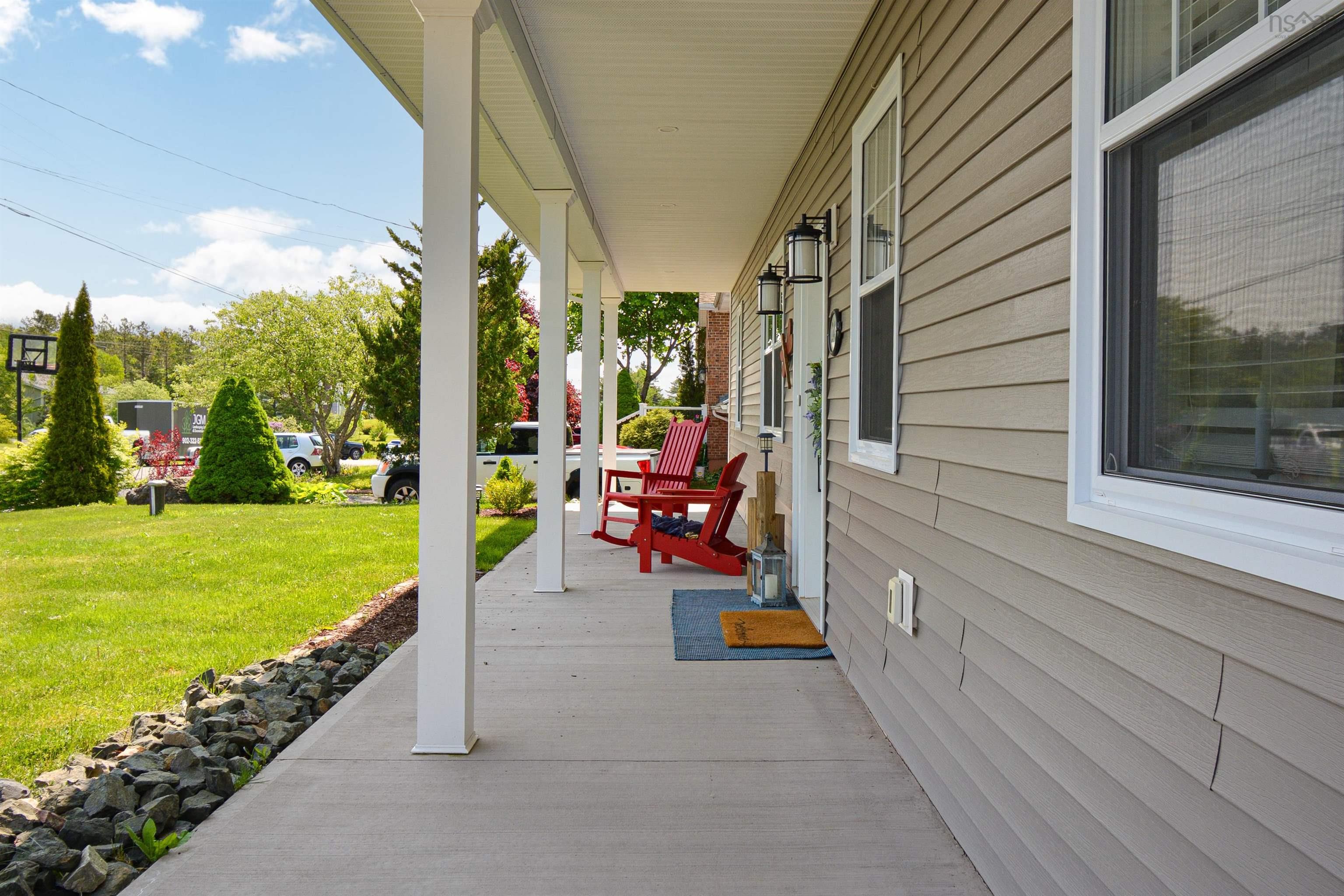 $519,999.00: 243 Braemar Drive, Westmount