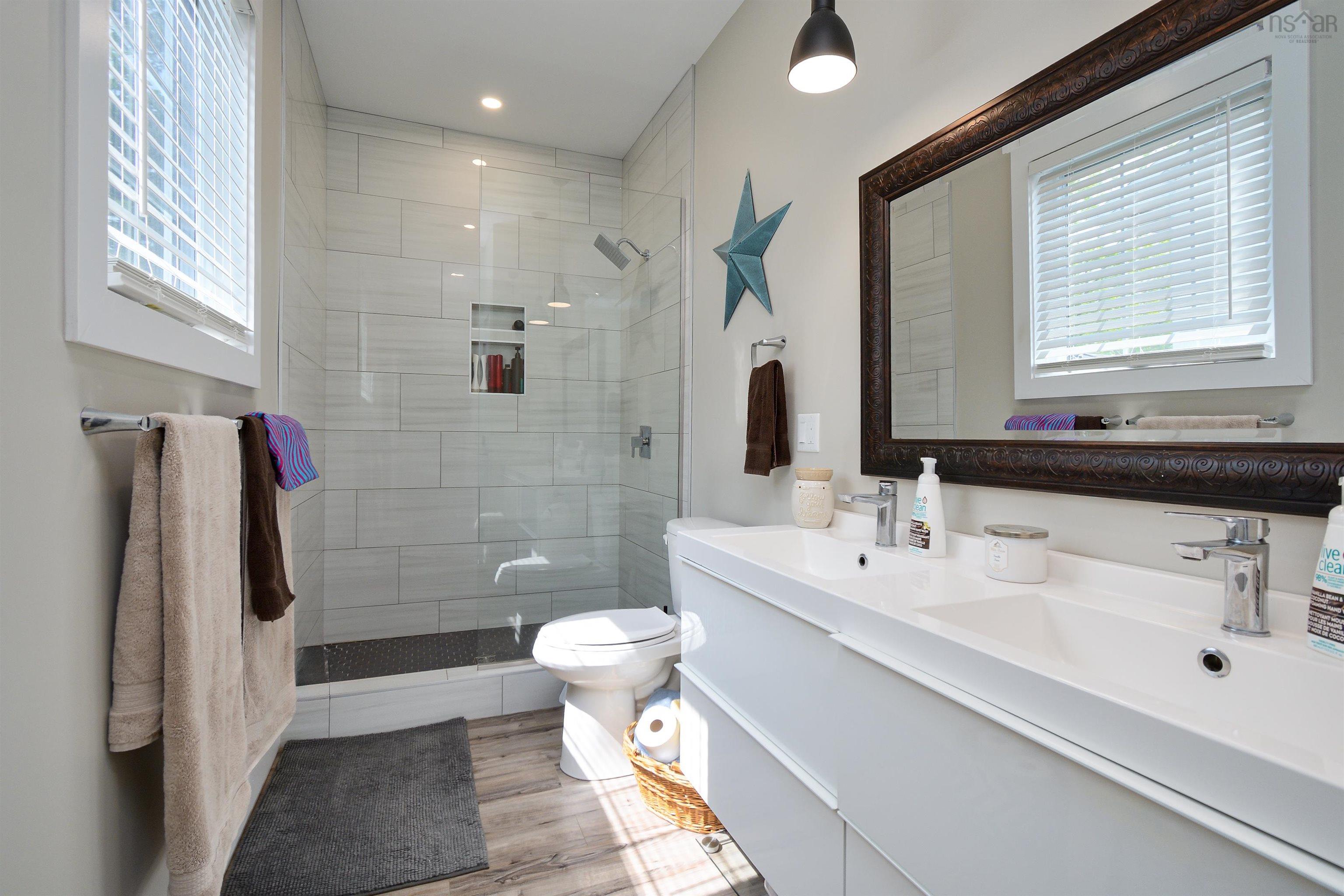 $519,999.00: 243 Braemar Drive, Westmount