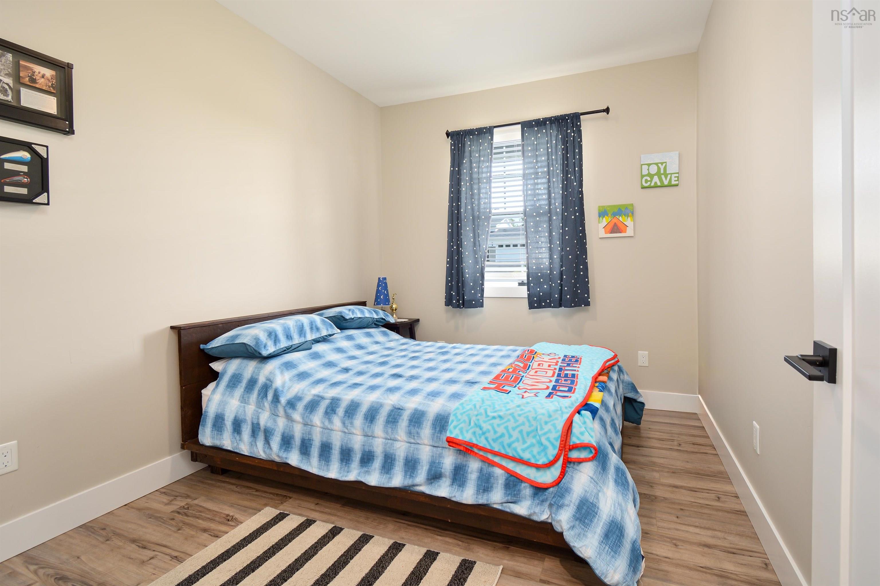$519,999.00: 243 Braemar Drive, Westmount