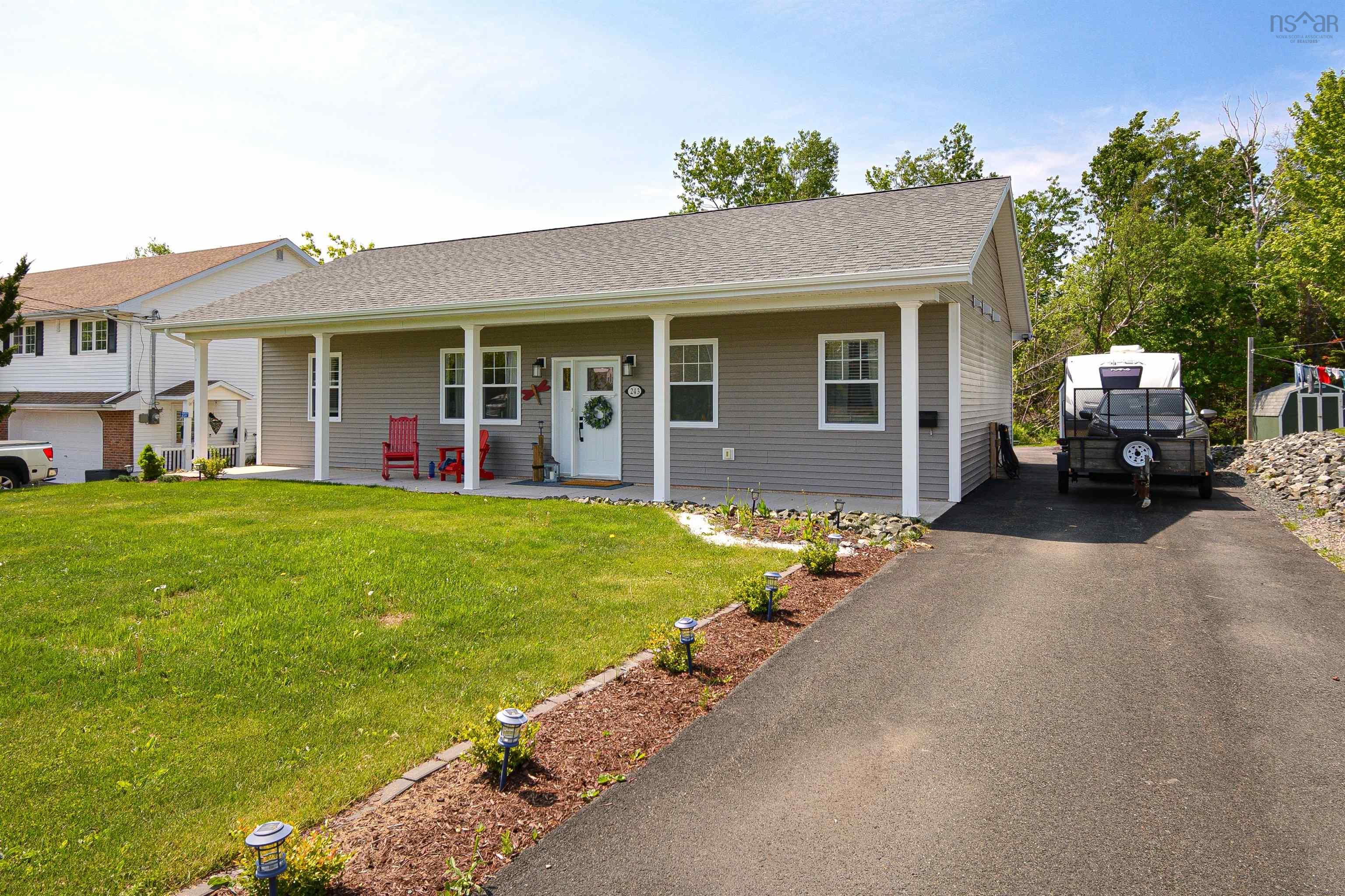 $519,999.00: 243 Braemar Drive, Westmount
