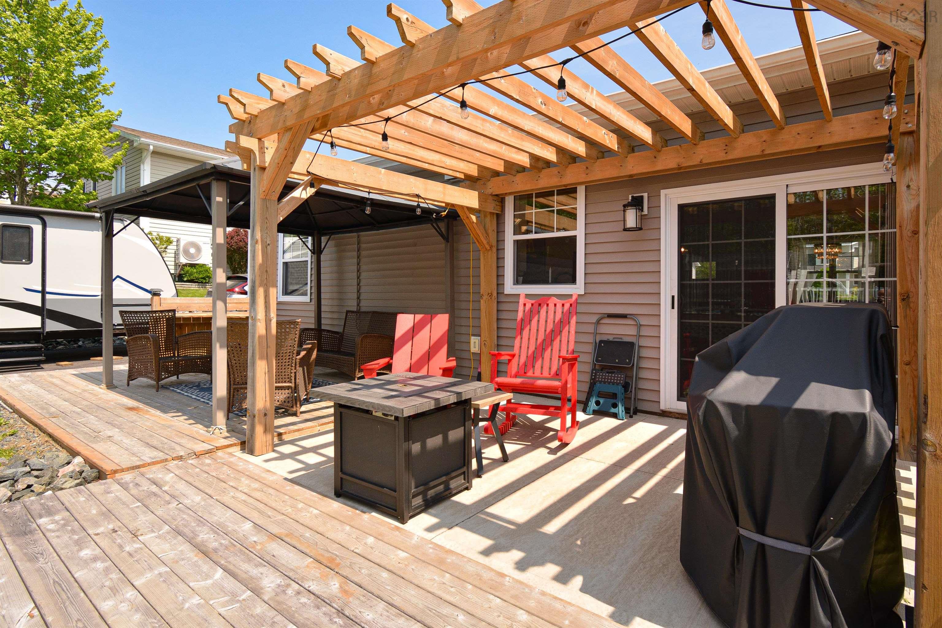 $519,999.00: 243 Braemar Drive, Westmount