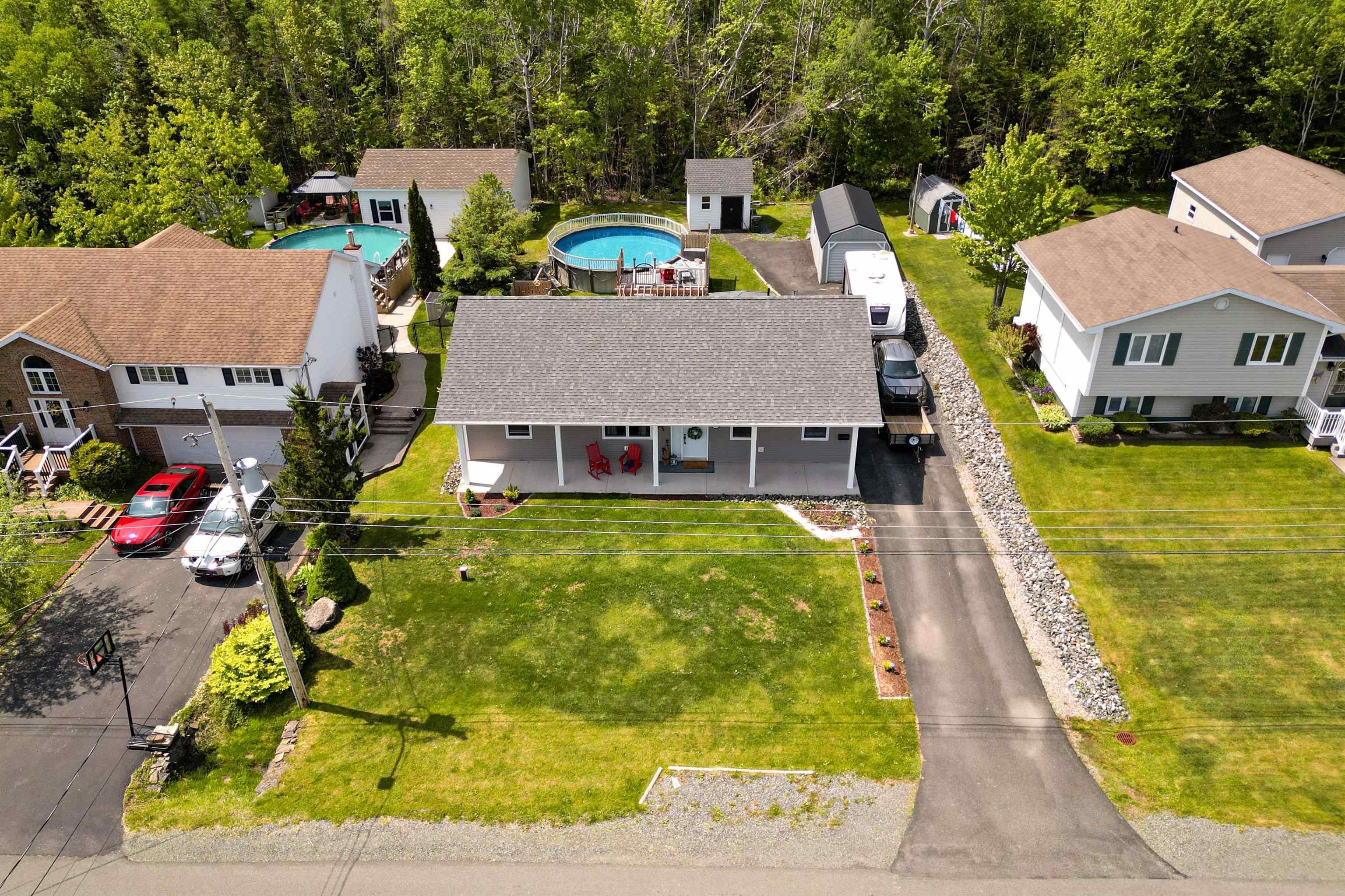 $519,999.00: 243 Braemar Drive, Westmount