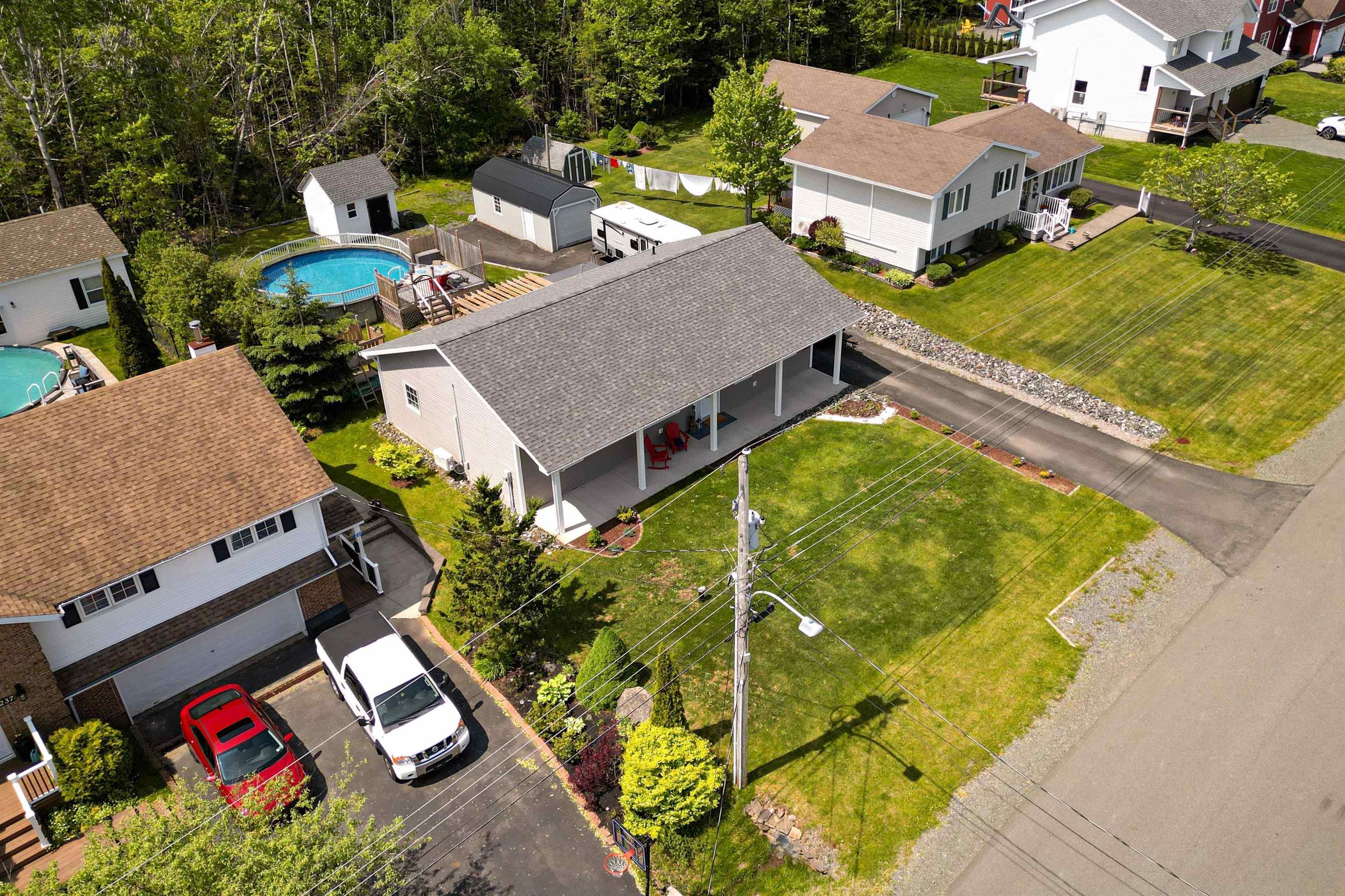 $519,999.00: 243 Braemar Drive, Westmount
