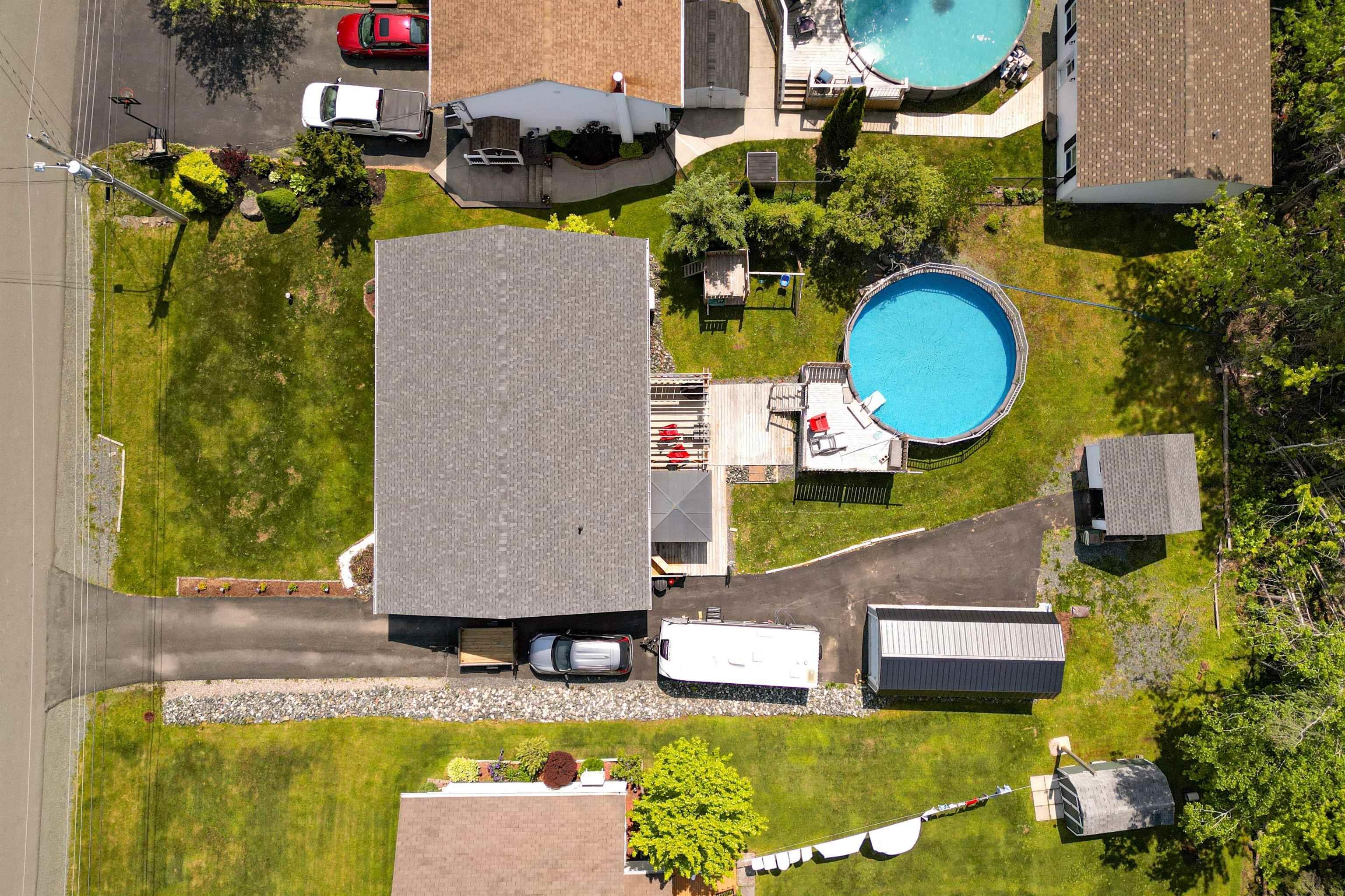 $519,999.00: 243 Braemar Drive, Westmount