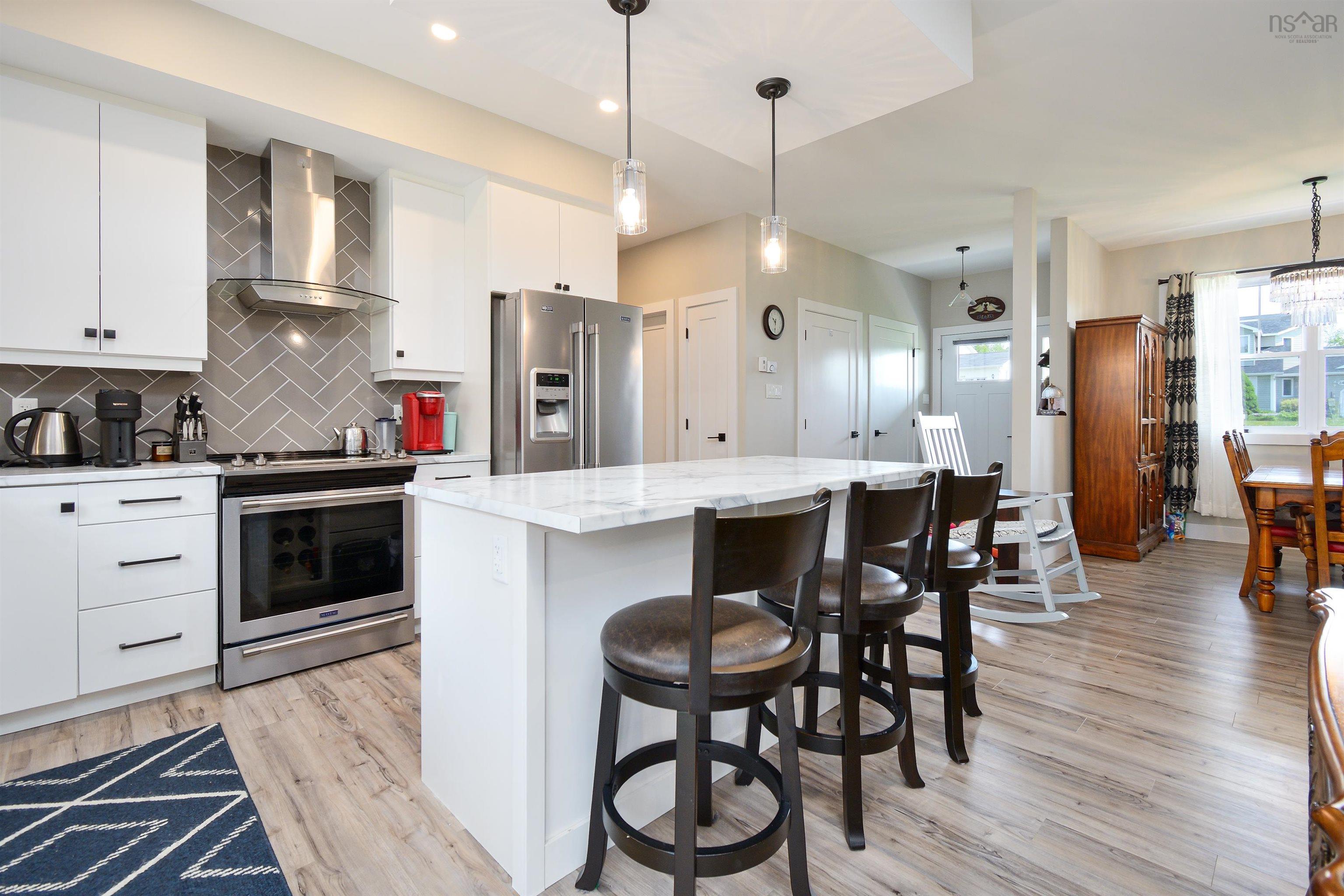 $519,999.00: 243 Braemar Drive, Westmount