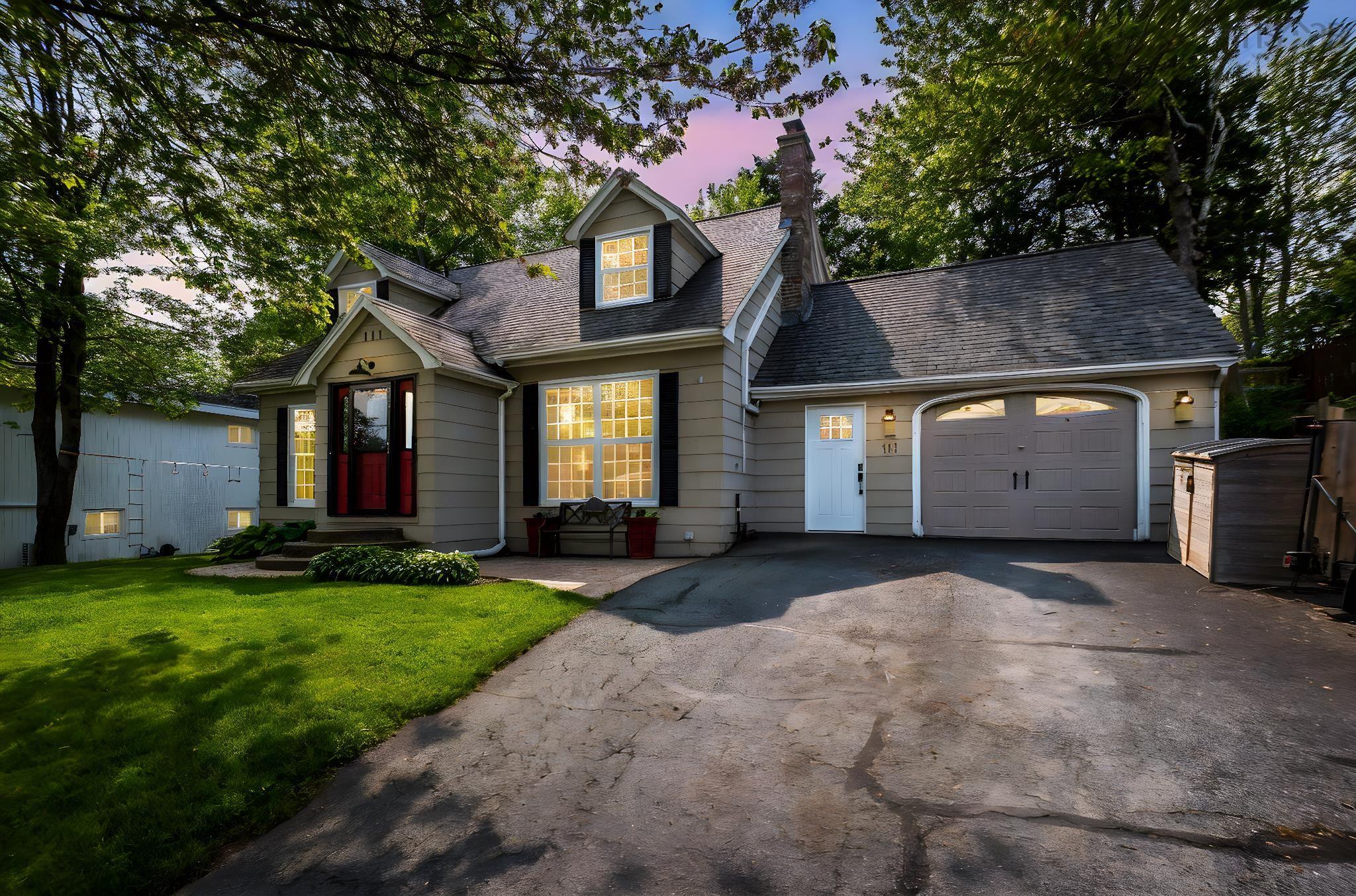 $749,900.00: 111 Bayview Road, Halifax