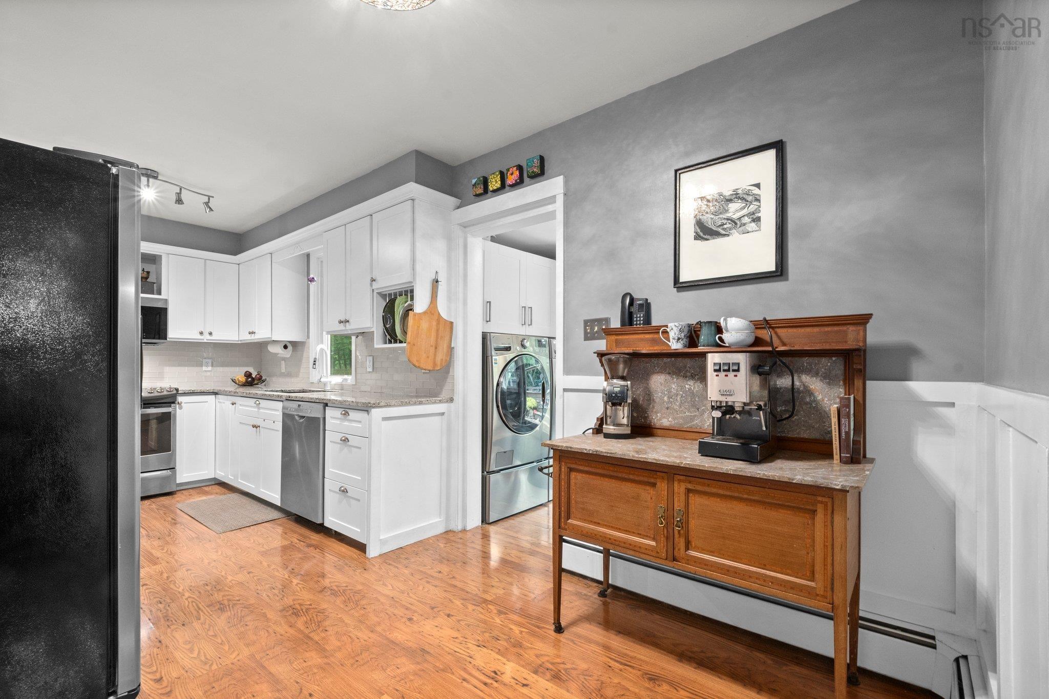 $749,900.00: 111 Bayview Road, Halifax