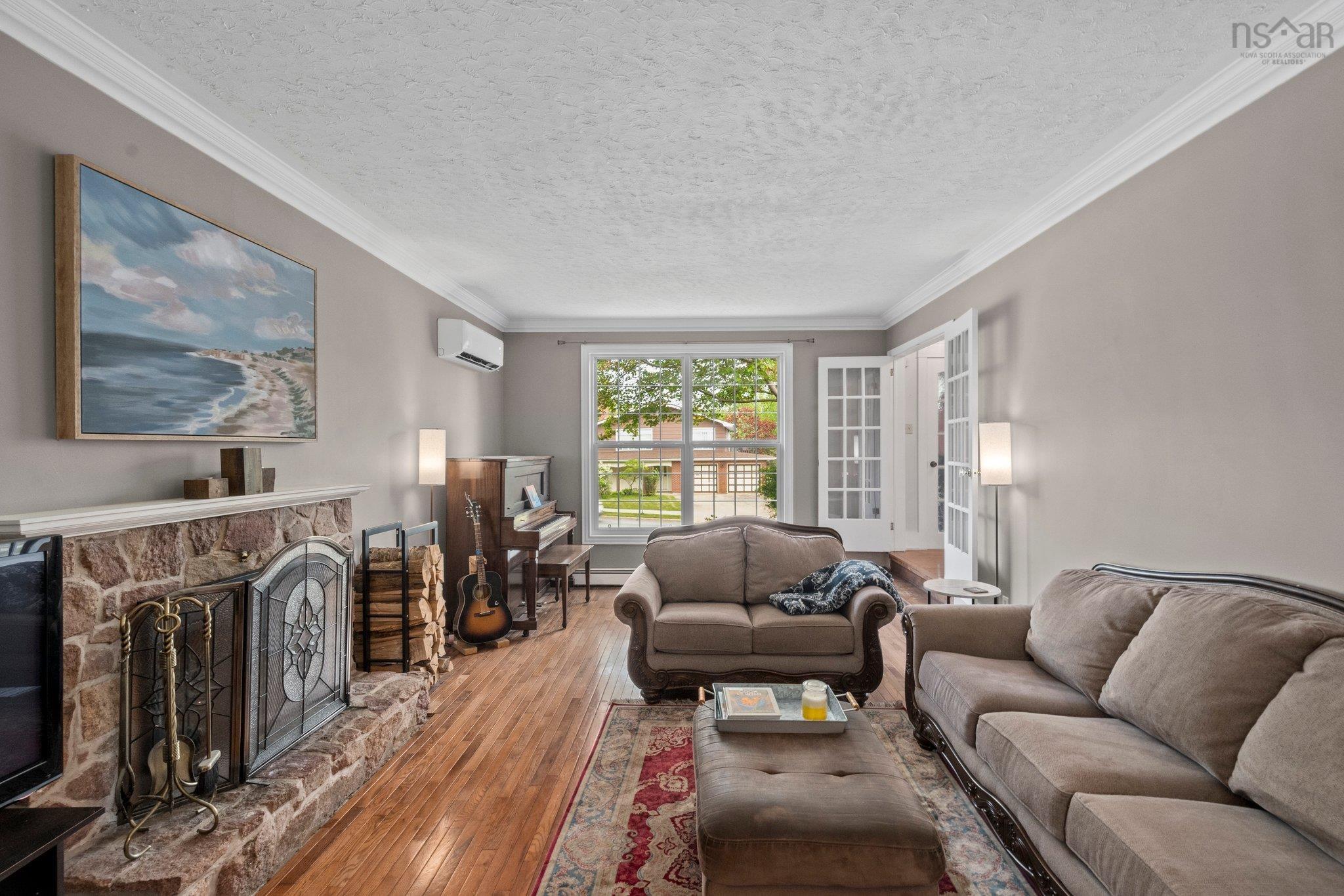 $749,900.00: 111 Bayview Road, Halifax