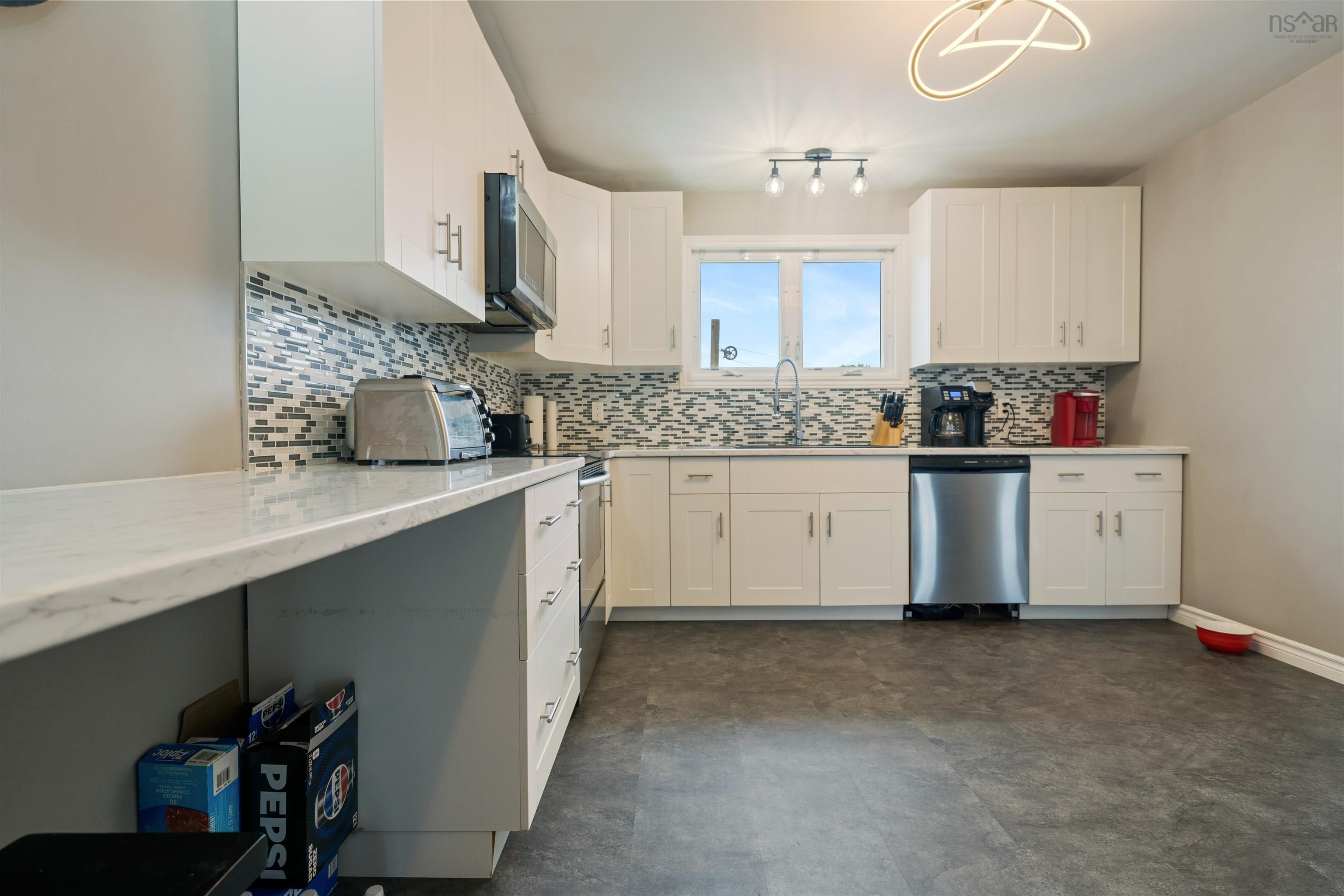 $459,900.00: 31 Ridge Avenue, Lower Sackville