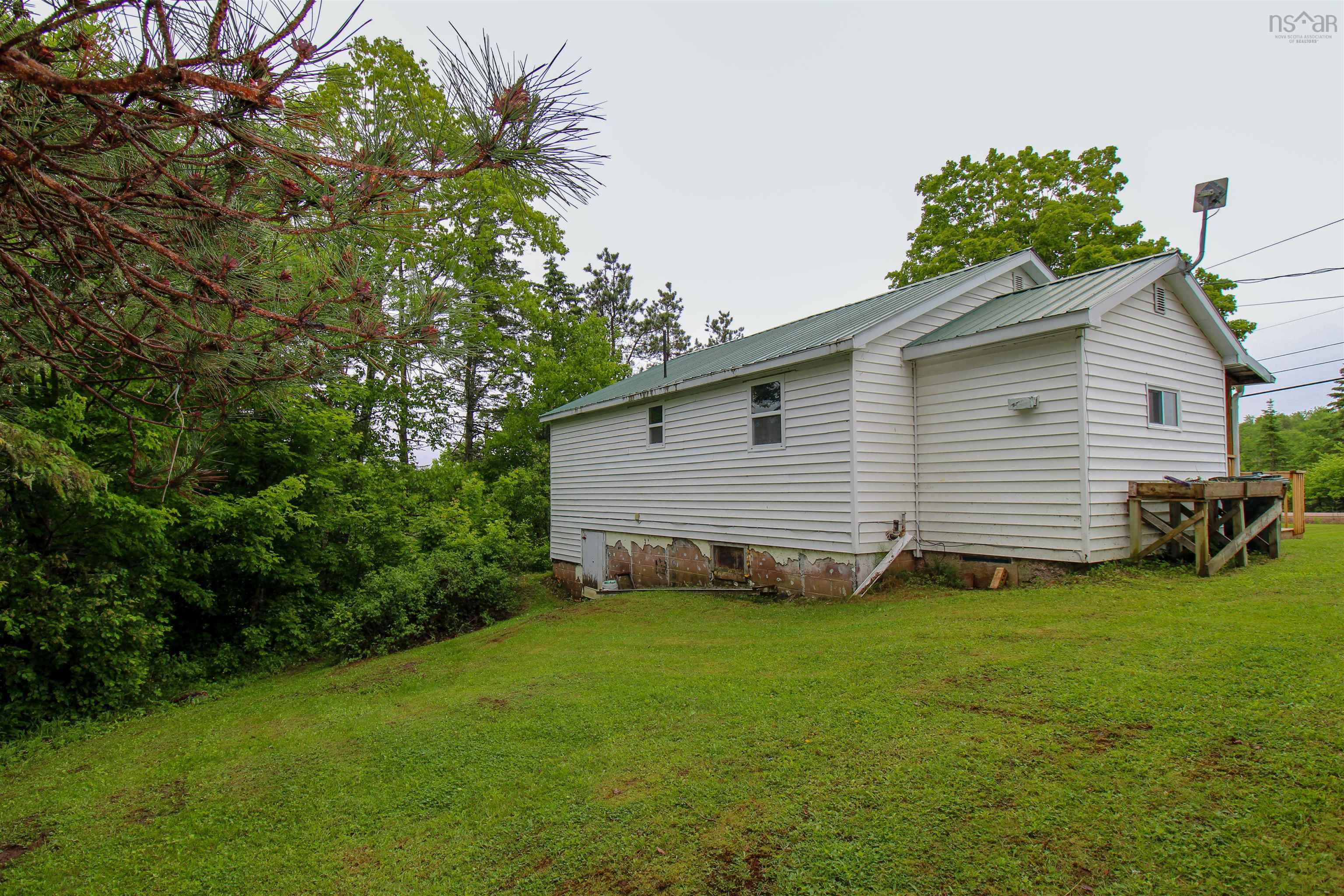 $180,000.00: 1817 Highway 311 Highway, Central North River