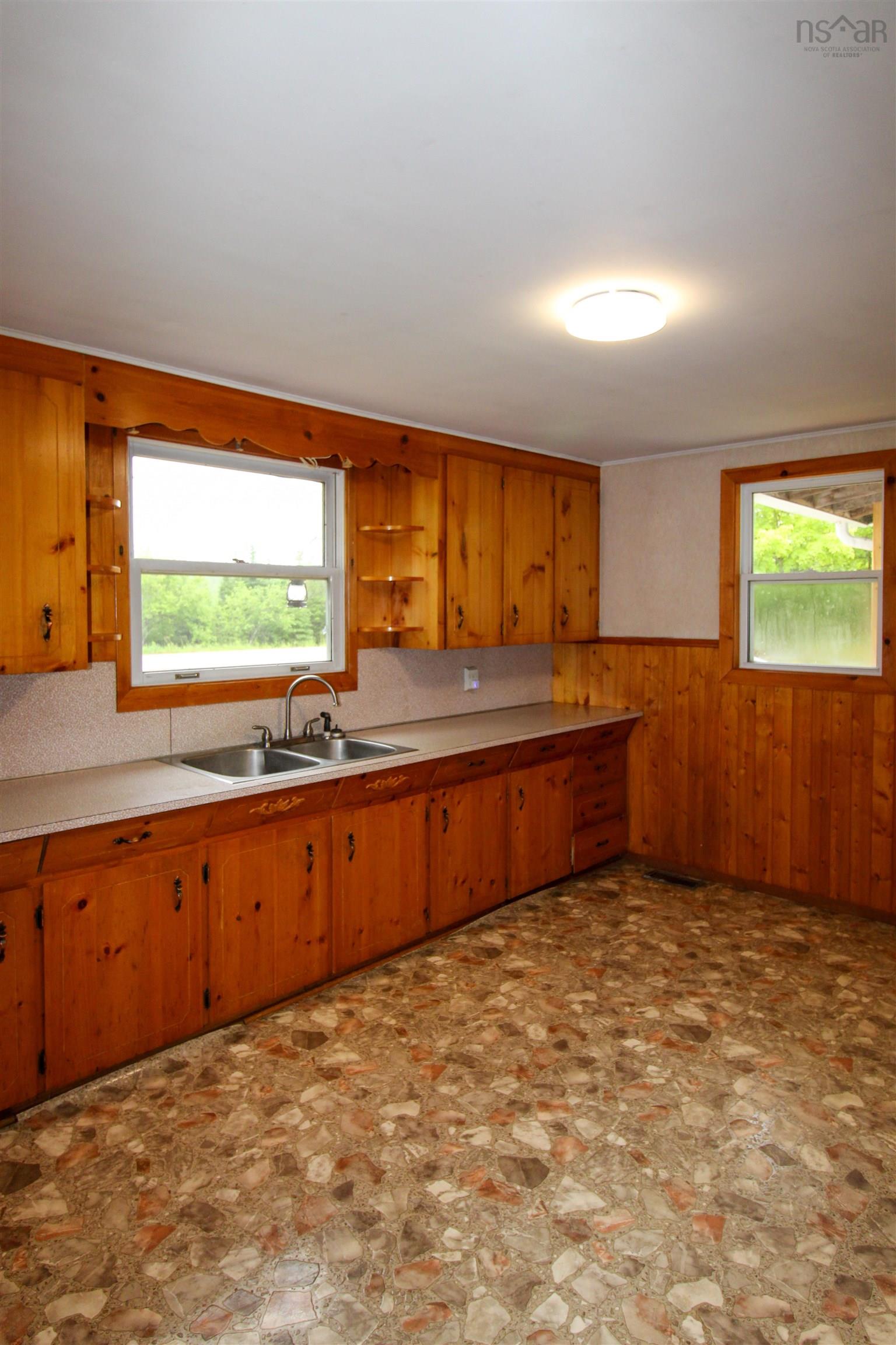 $180,000.00: 1817 Highway 311 Highway, Central North River