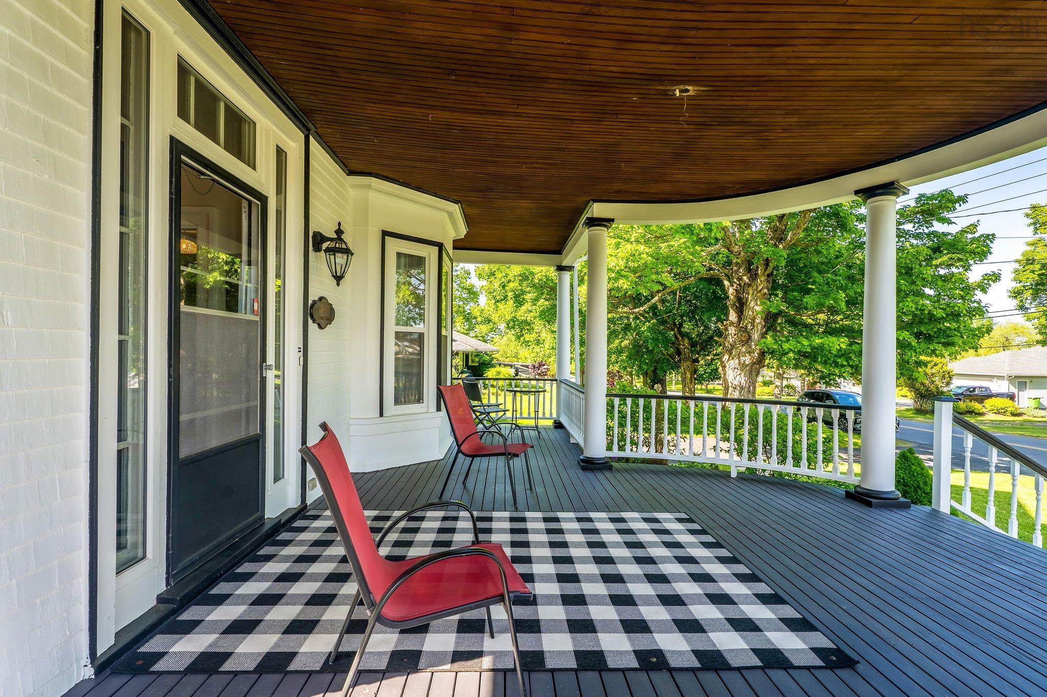 $439,000.00: 48 Town Road, Falmouth