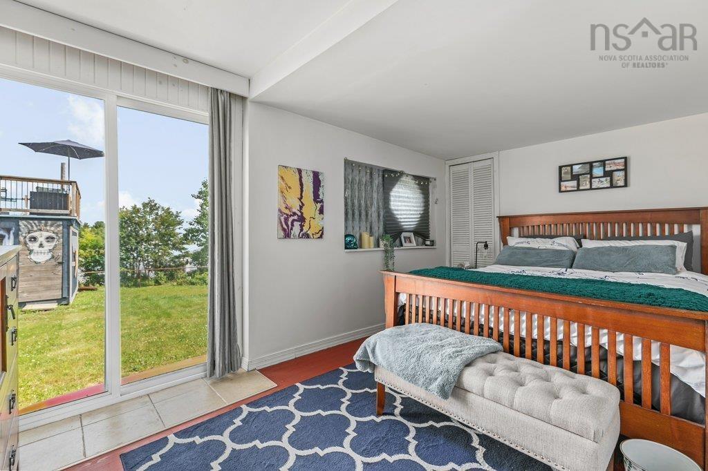 $450,000.00: 129 Crandall Road, Martins Point