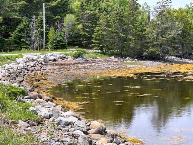 $450,000.00: 129 Crandall Road, Martins Point