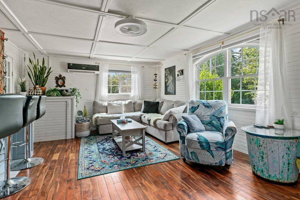 $450,000.00: 129 Crandall Road, Martins Point