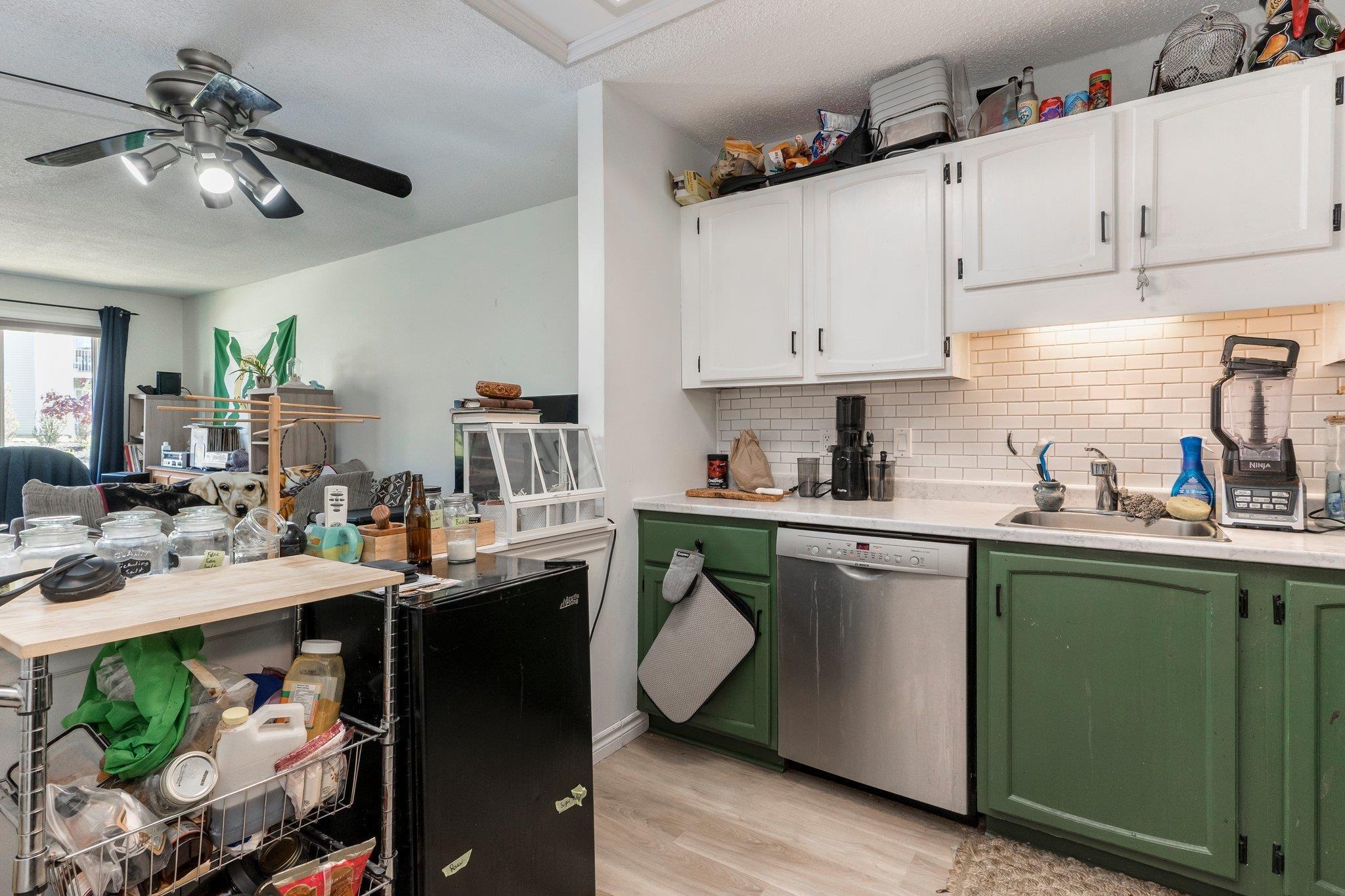 $350,000.00: 5 73 Collins Grove, Dartmouth