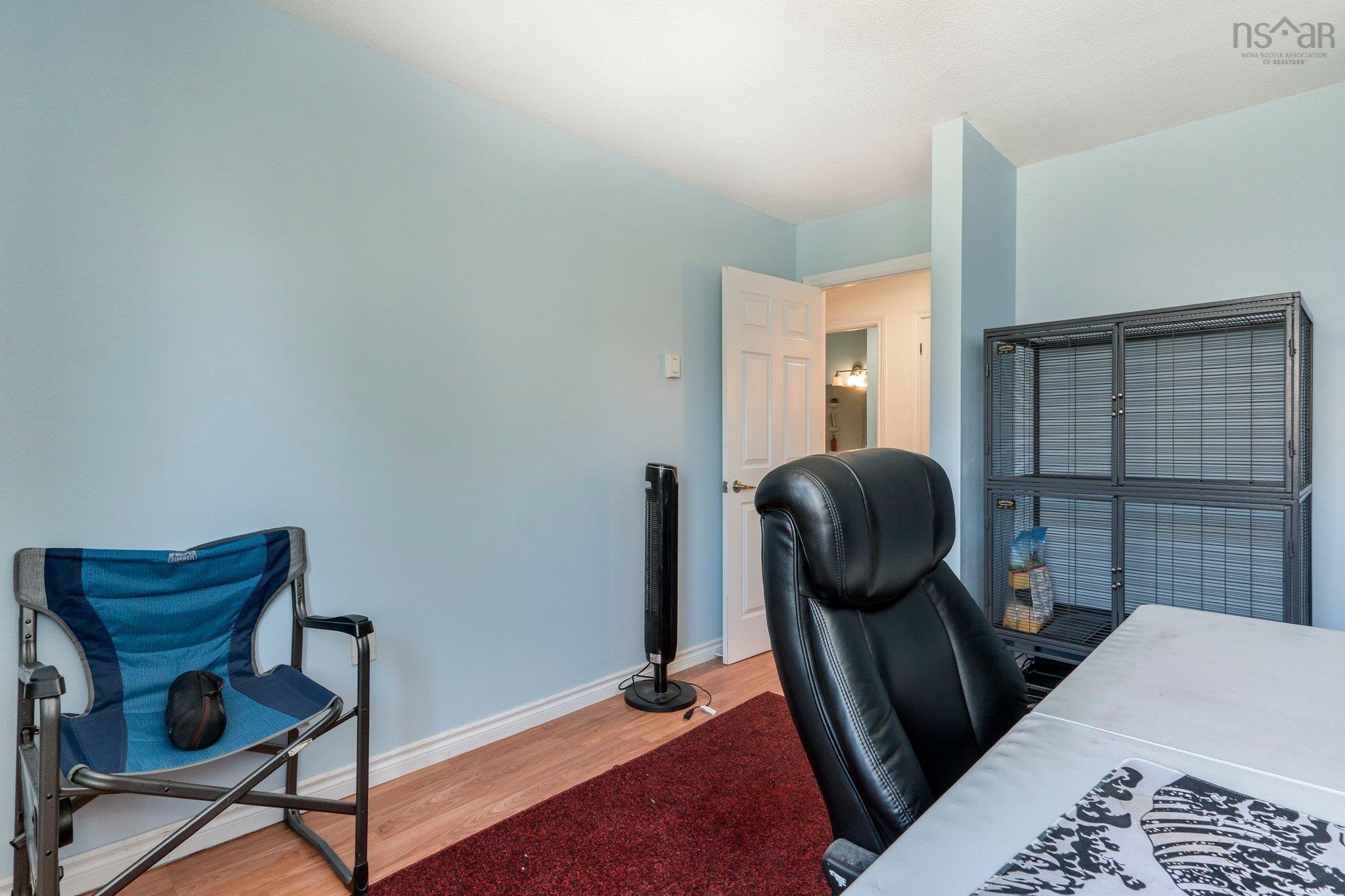 $350,000.00: 5 73 Collins Grove, Dartmouth