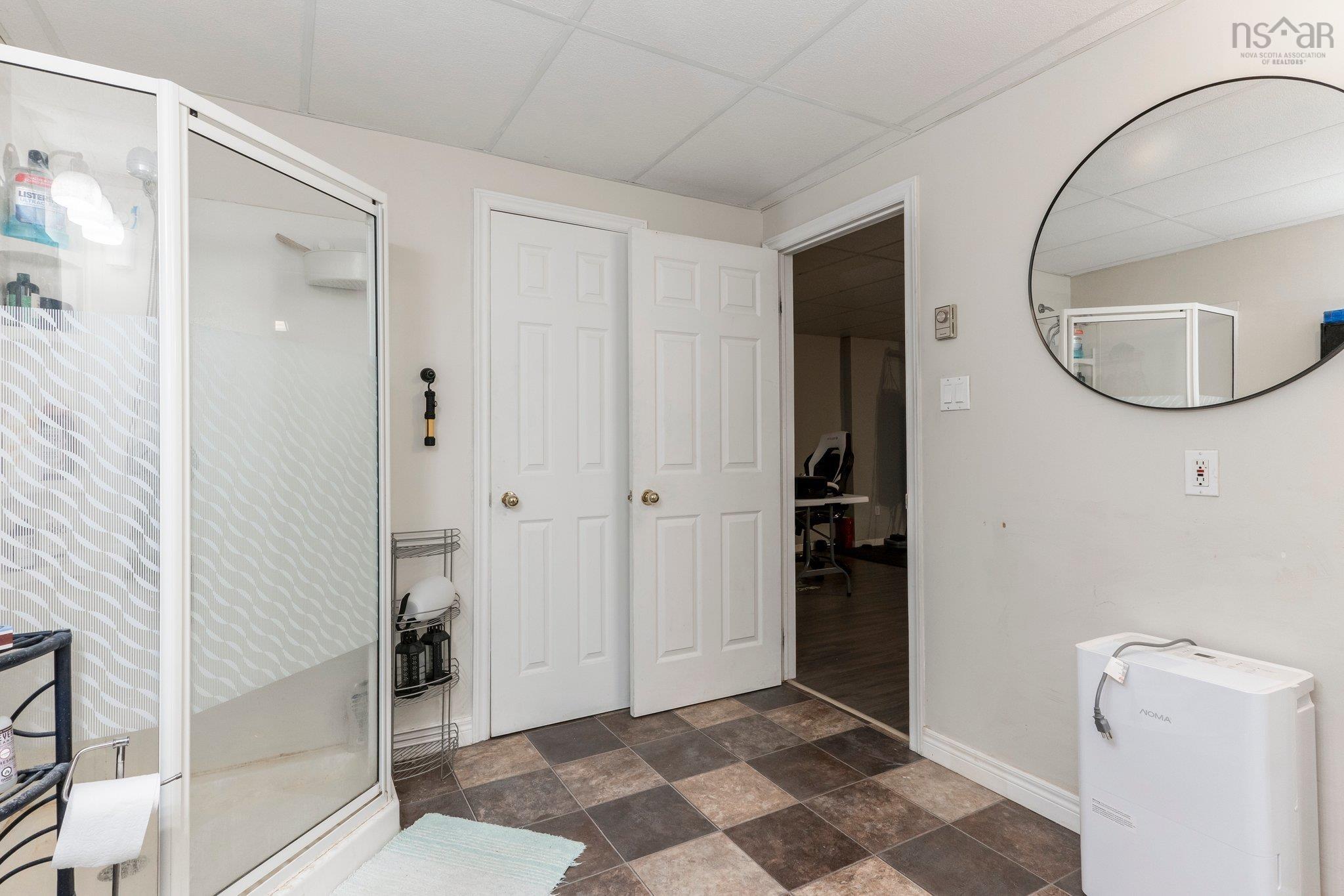 $350,000.00: 5 73 Collins Grove, Dartmouth