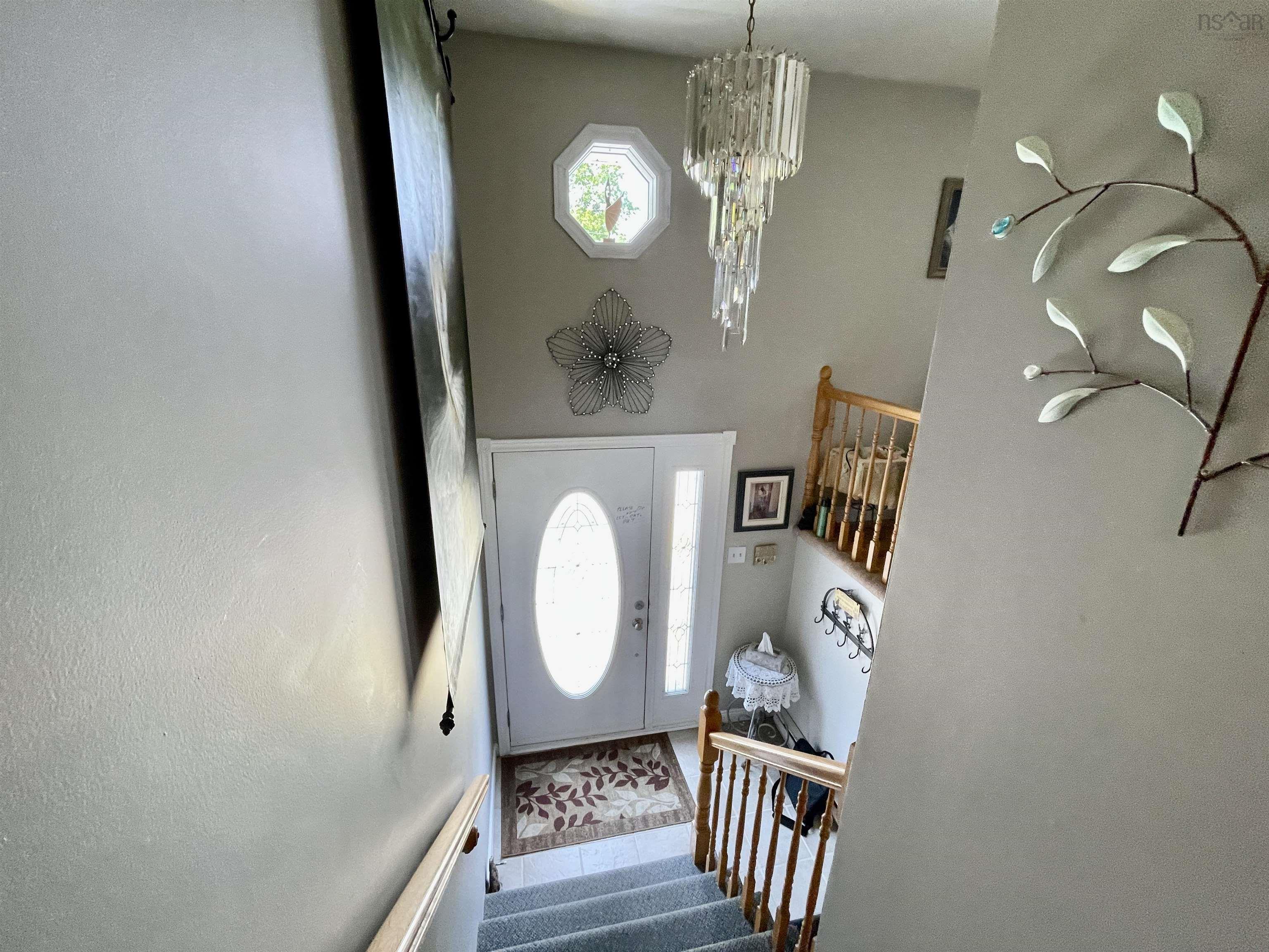 $699,900.00: 61 PORTLAND ESTATES BLVD WEST, Dartmouth