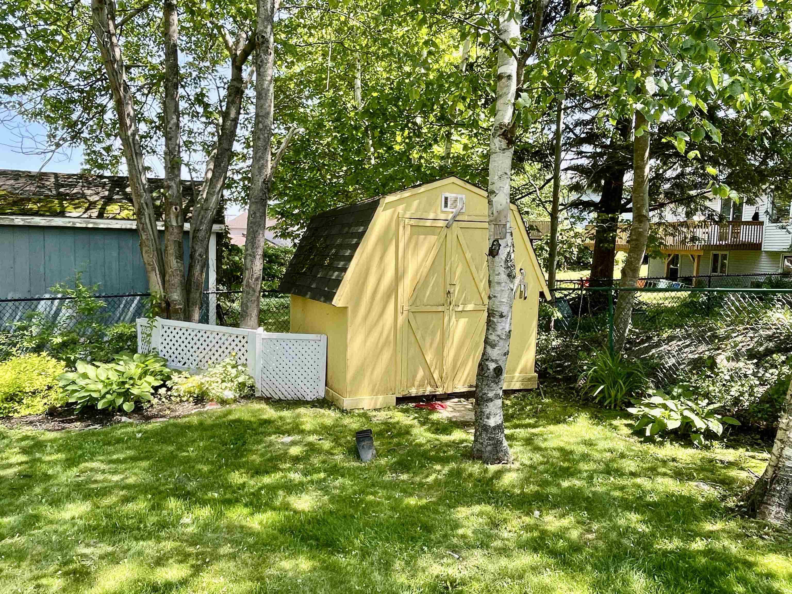 $699,900.00: 61 PORTLAND ESTATES BLVD WEST, Dartmouth