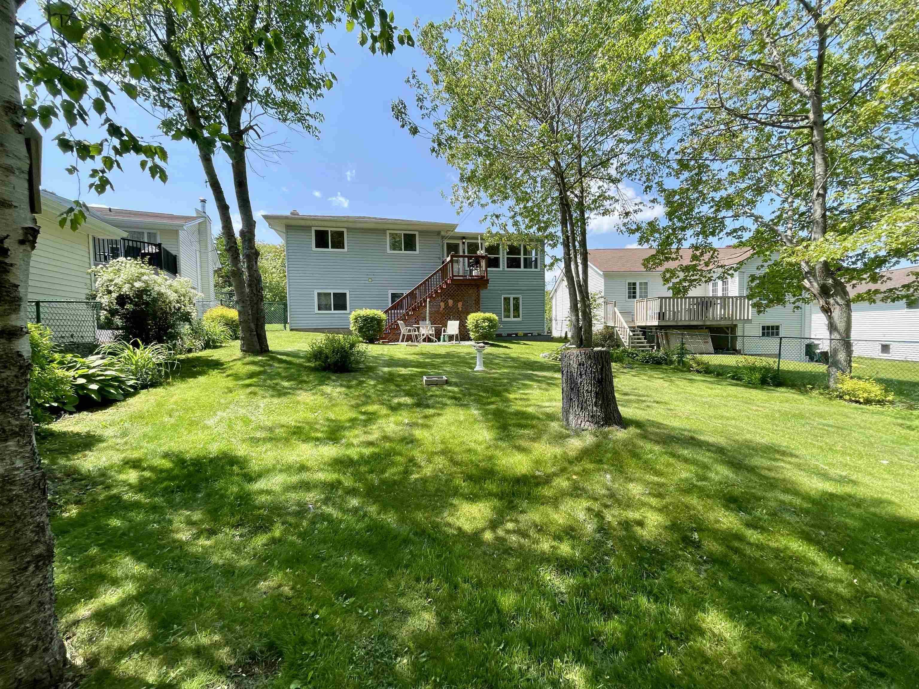 $699,900.00: 61 PORTLAND ESTATES BLVD WEST, Dartmouth