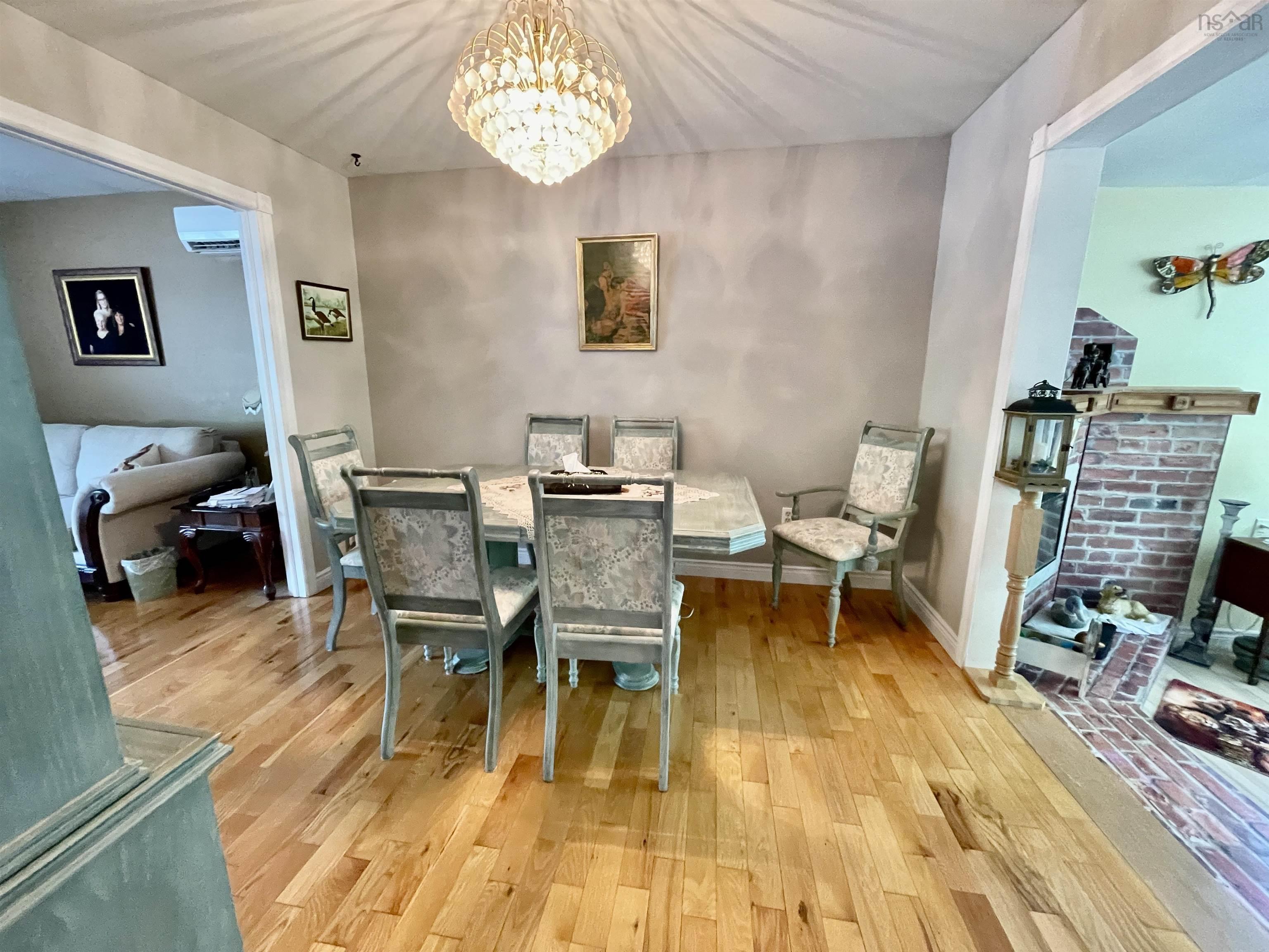 $699,900.00: 61 PORTLAND ESTATES BLVD WEST, Dartmouth