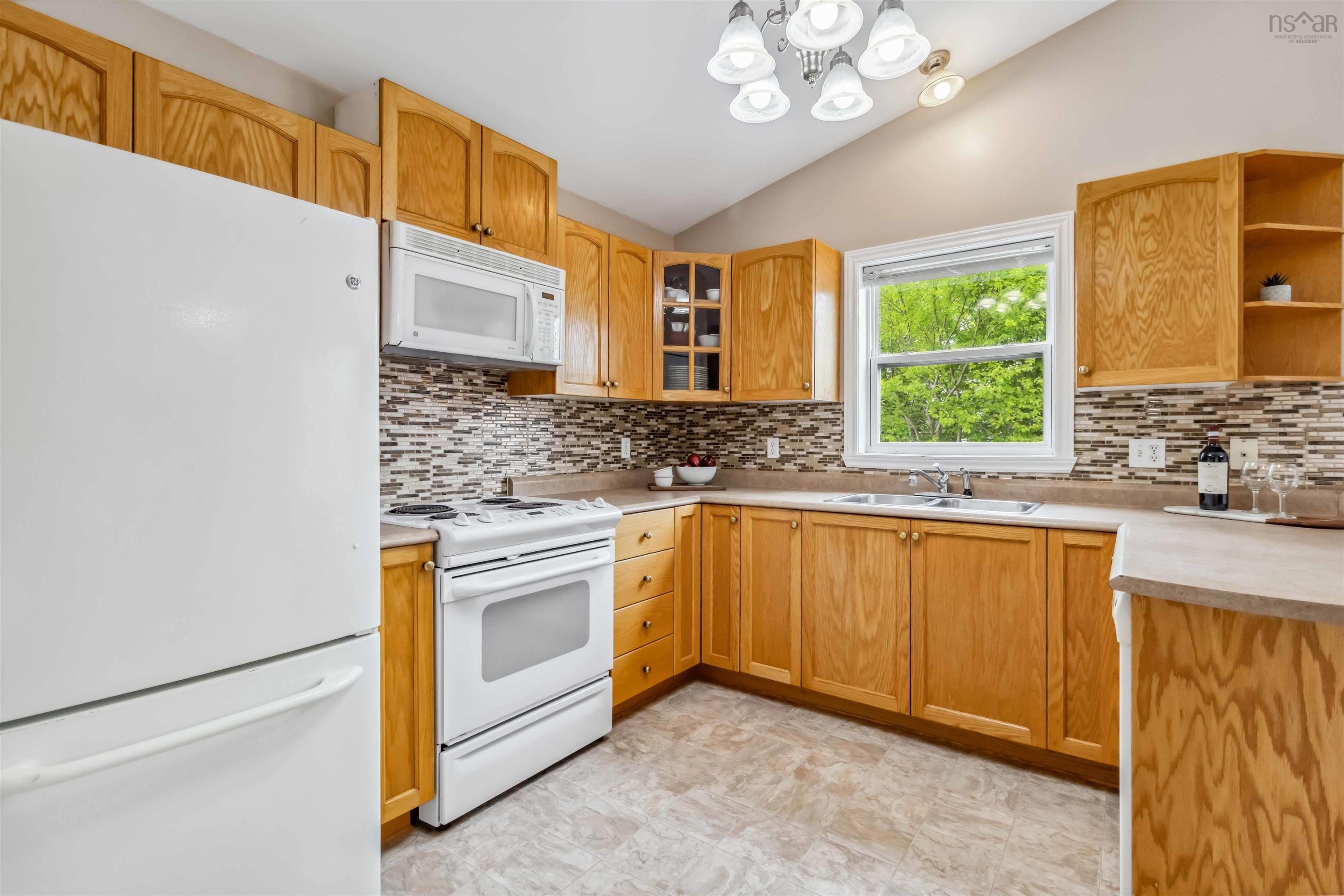 $435,000.00: 110 Jeep Crescent, Eastern Passage