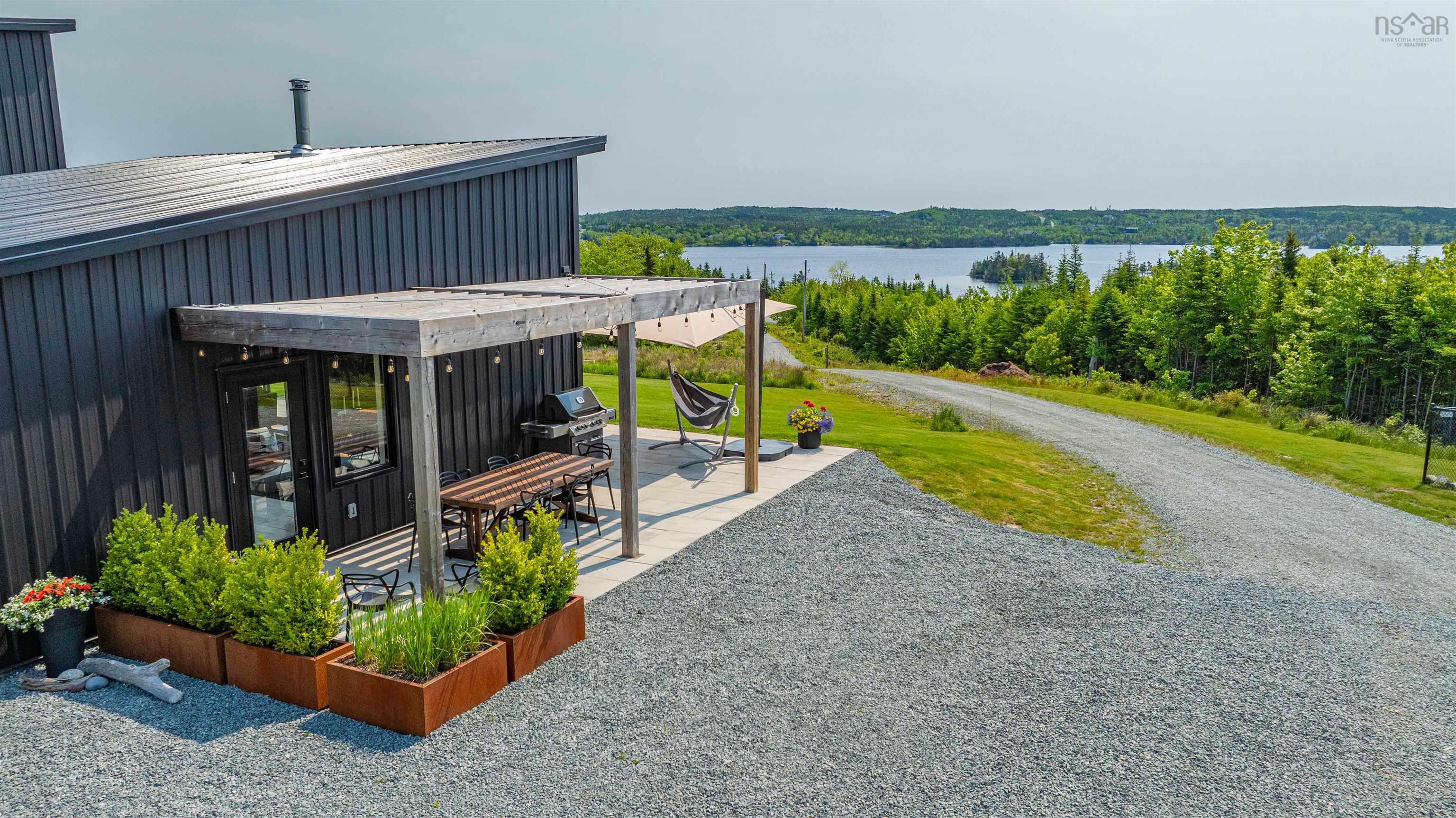 $1,199,999.00: 471 West Porters Lake Road, Porters Lake