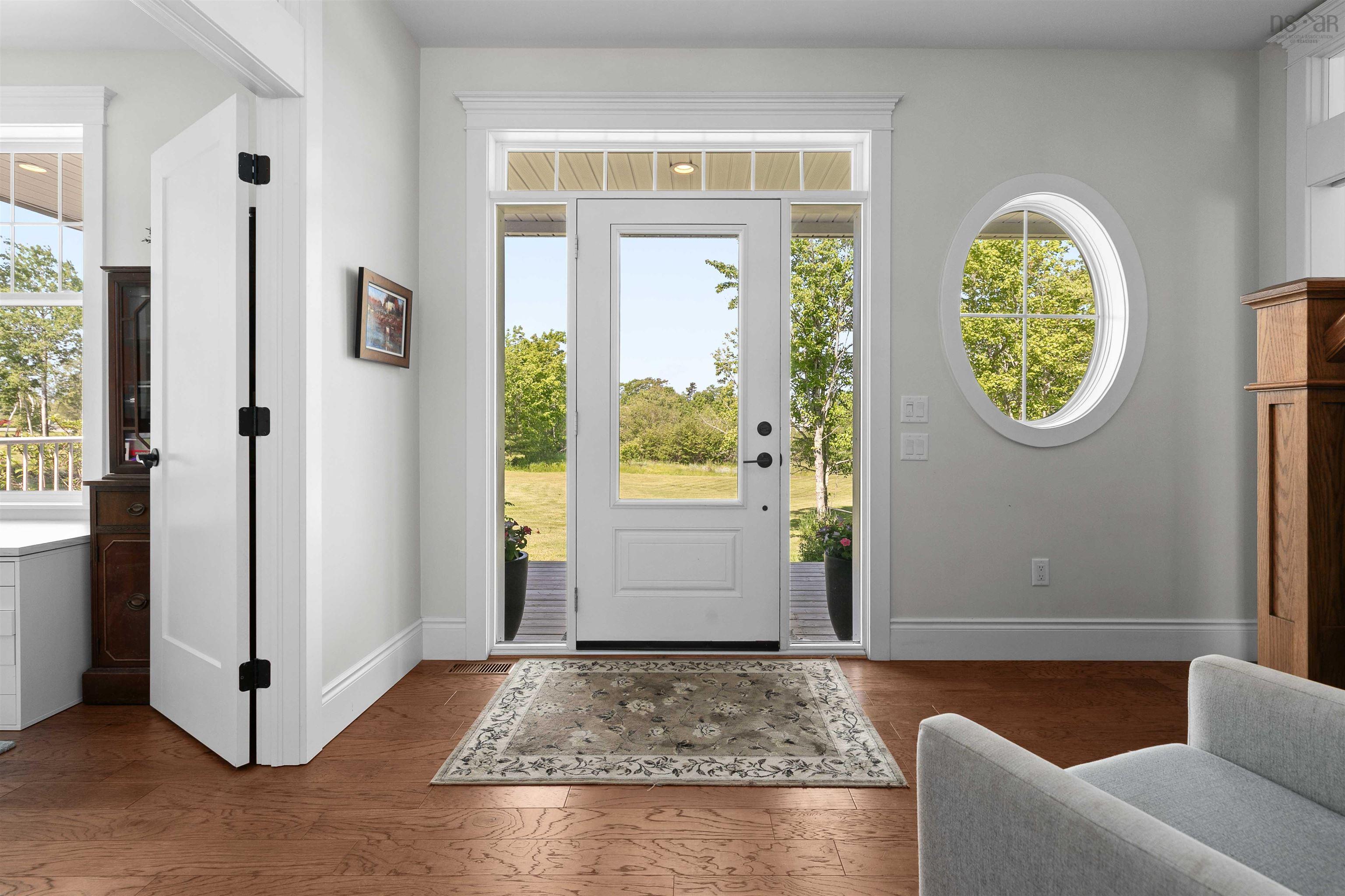 $1,275,000.00: 25 Meadowvale Lane, Oakfield