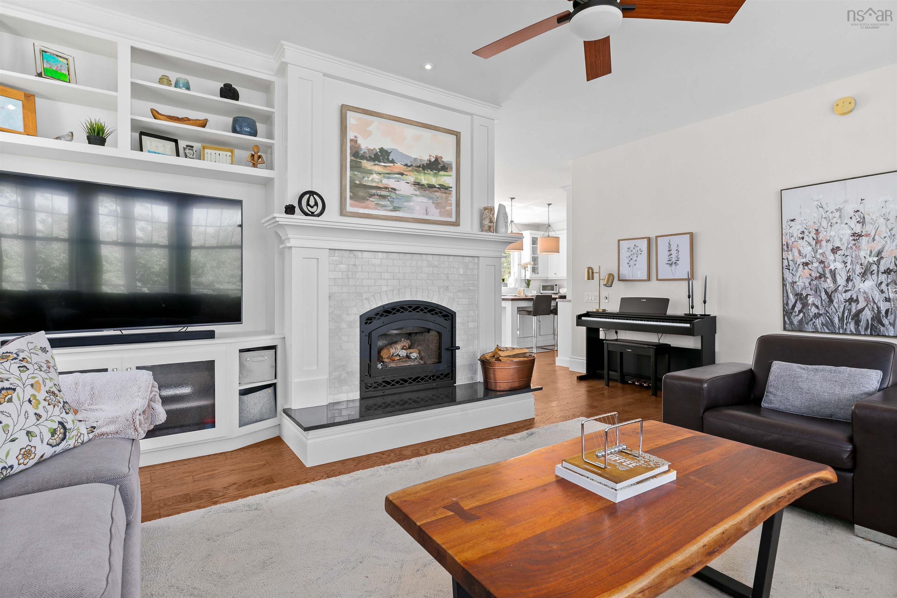 $1,275,000.00: 25 Meadowvale Lane, Oakfield