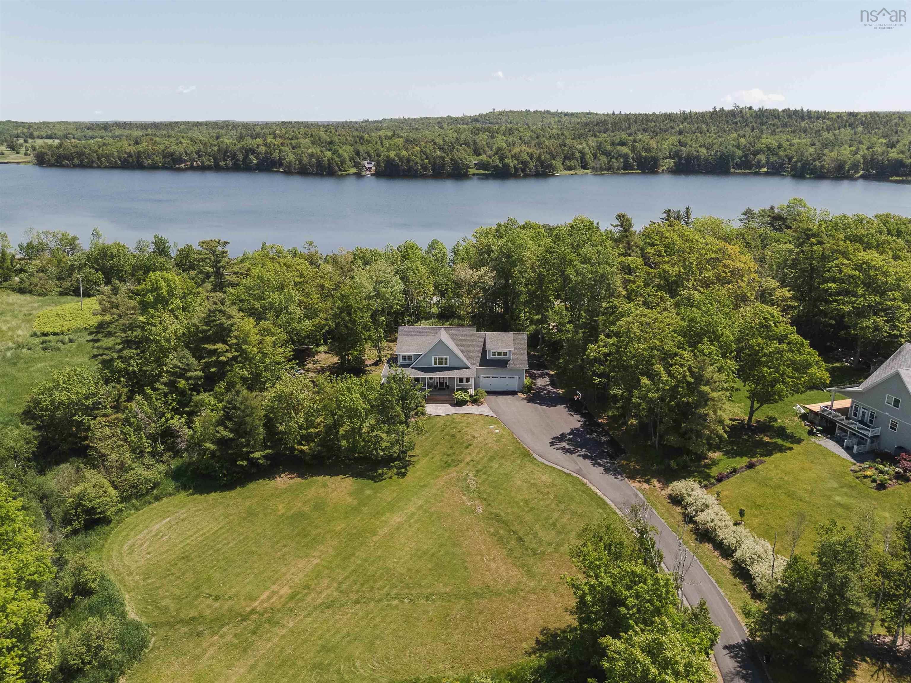 $1,275,000.00: 25 Meadowvale Lane, Oakfield