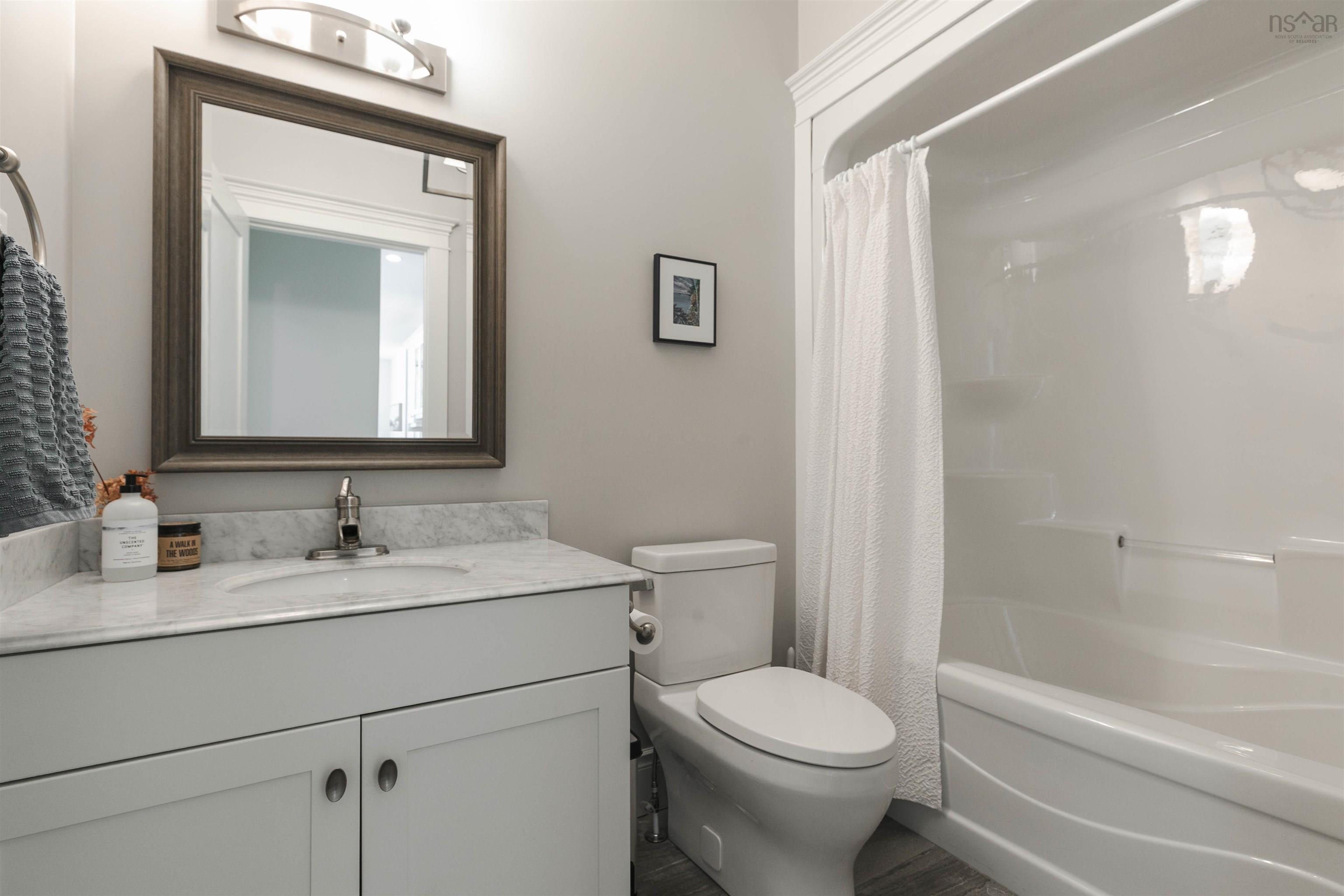 $1,275,000.00: 25 Meadowvale Lane, Oakfield