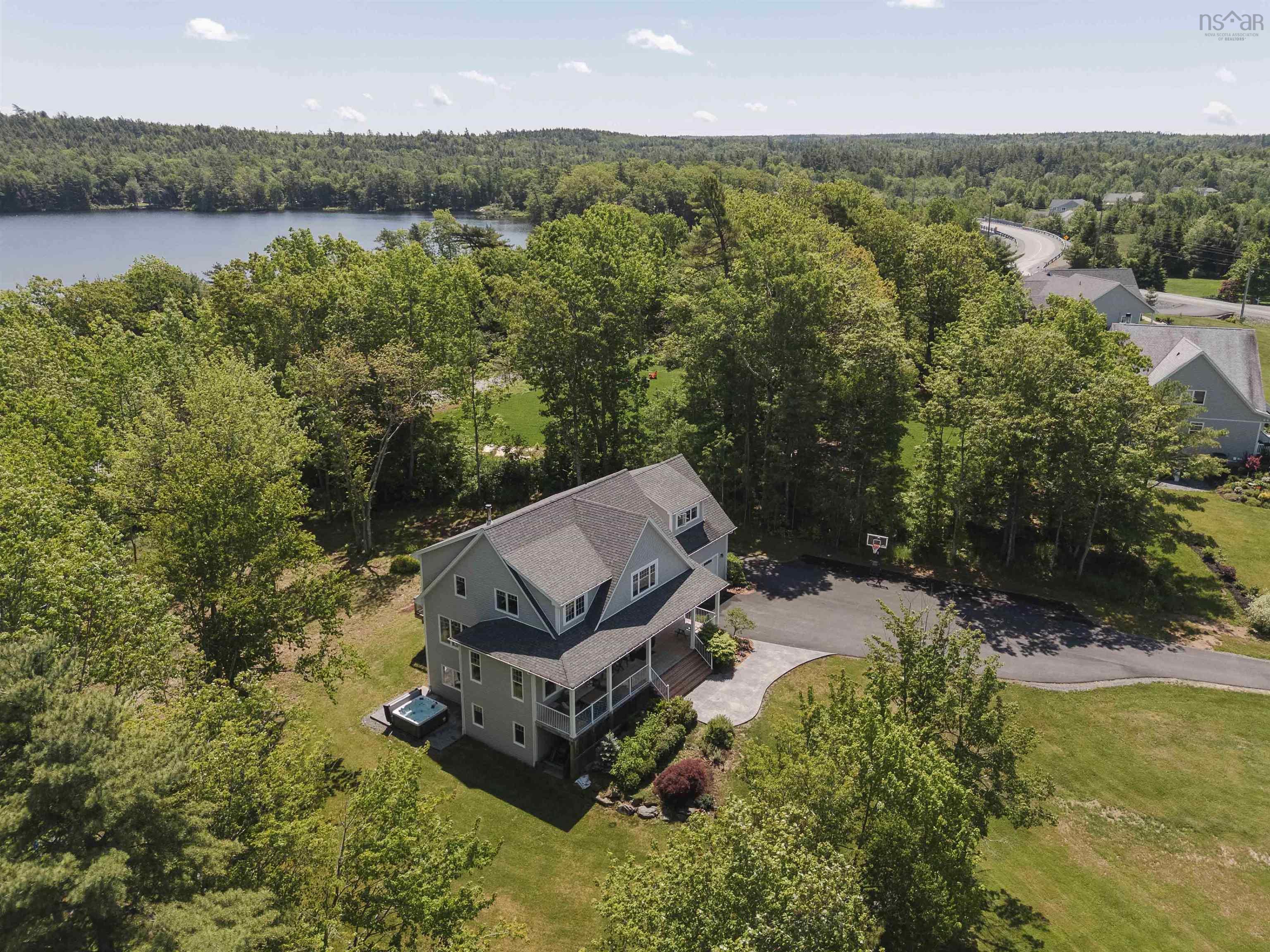 $1,275,000.00: 25 Meadowvale Lane, Oakfield