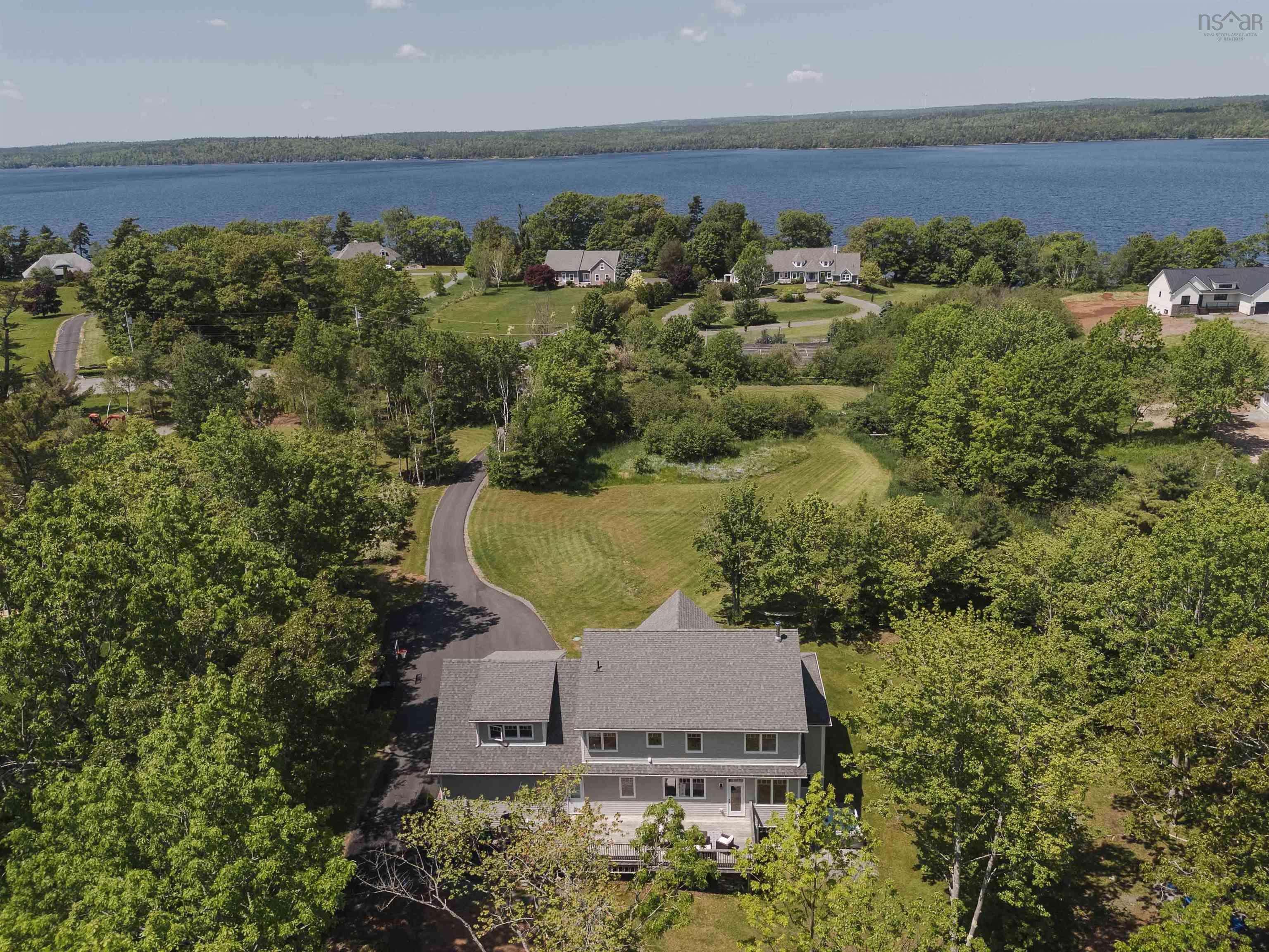 $1,275,000.00: 25 Meadowvale Lane, Oakfield
