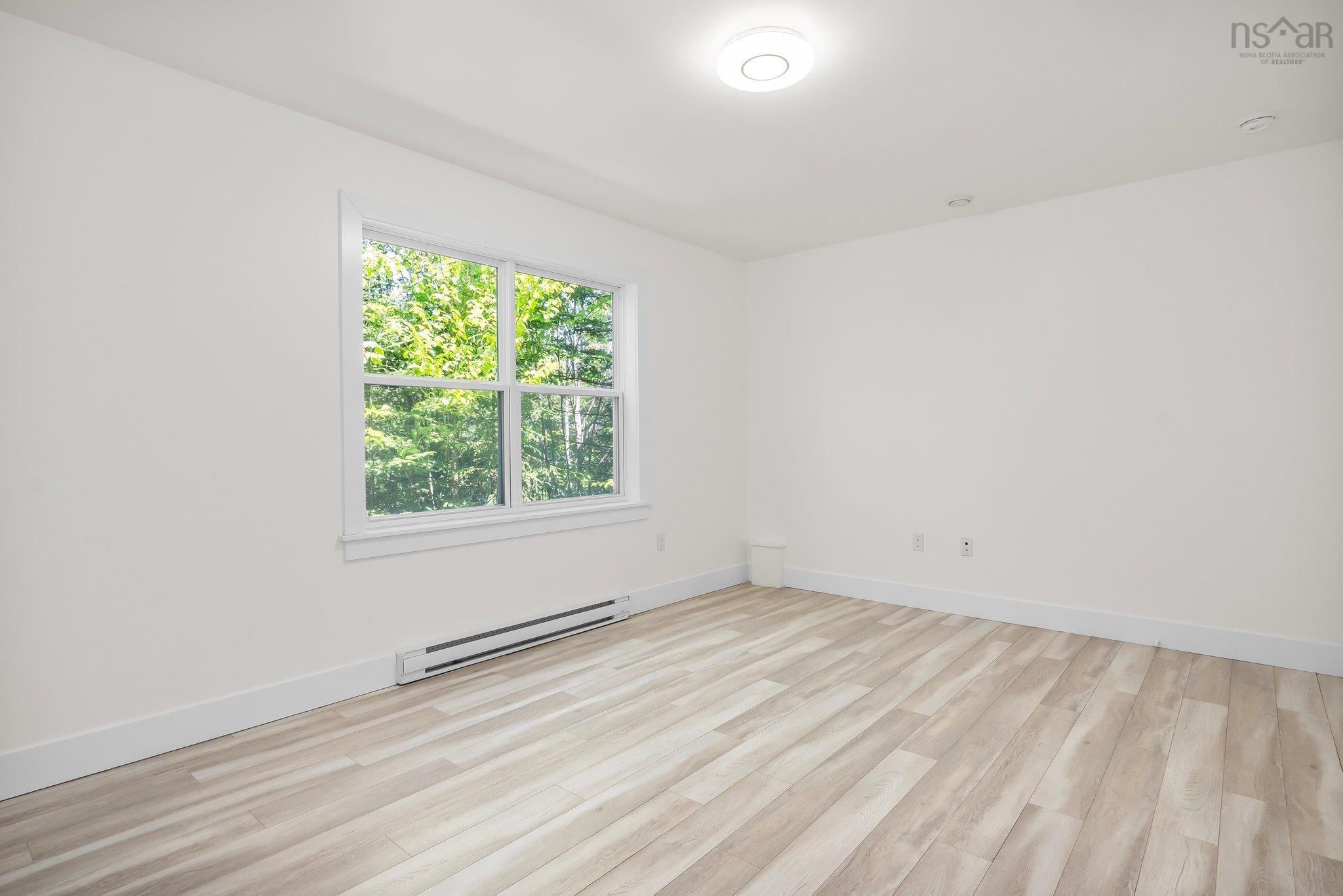$619,900.00: 247 Pinetree Crescent, Hammonds Plains