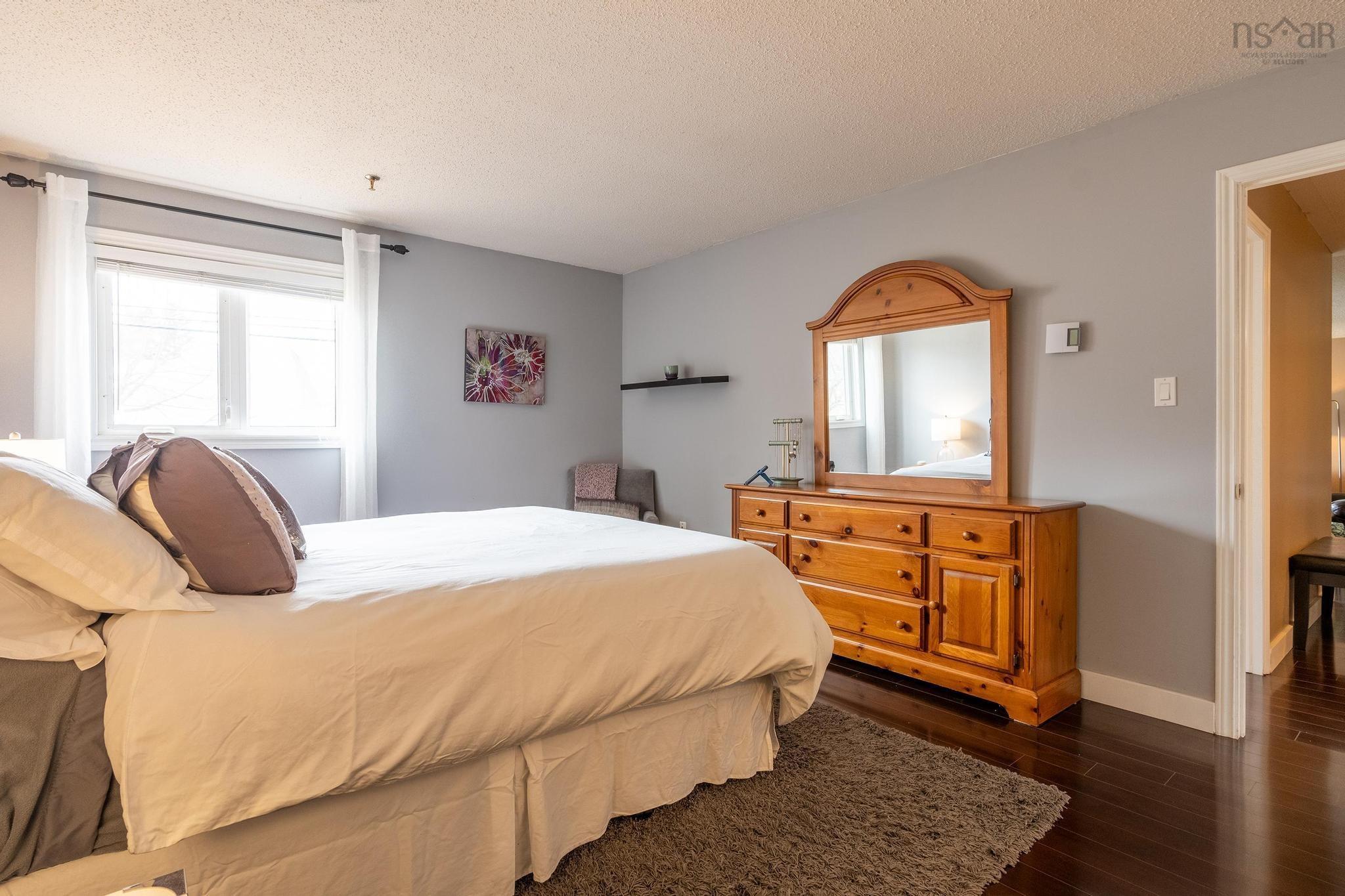 $369,900.00: 207 110 Farnham Gate Road, Halifax
