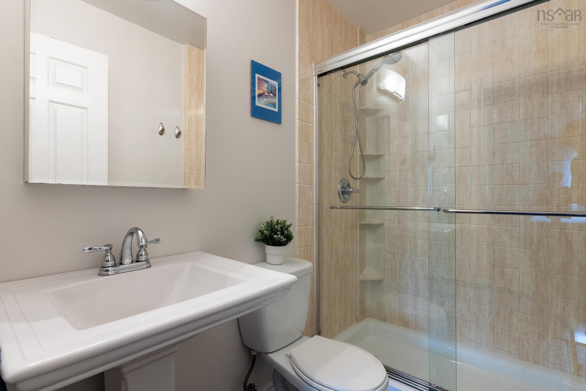$369,900.00: 207 110 Farnham Gate Road, Halifax