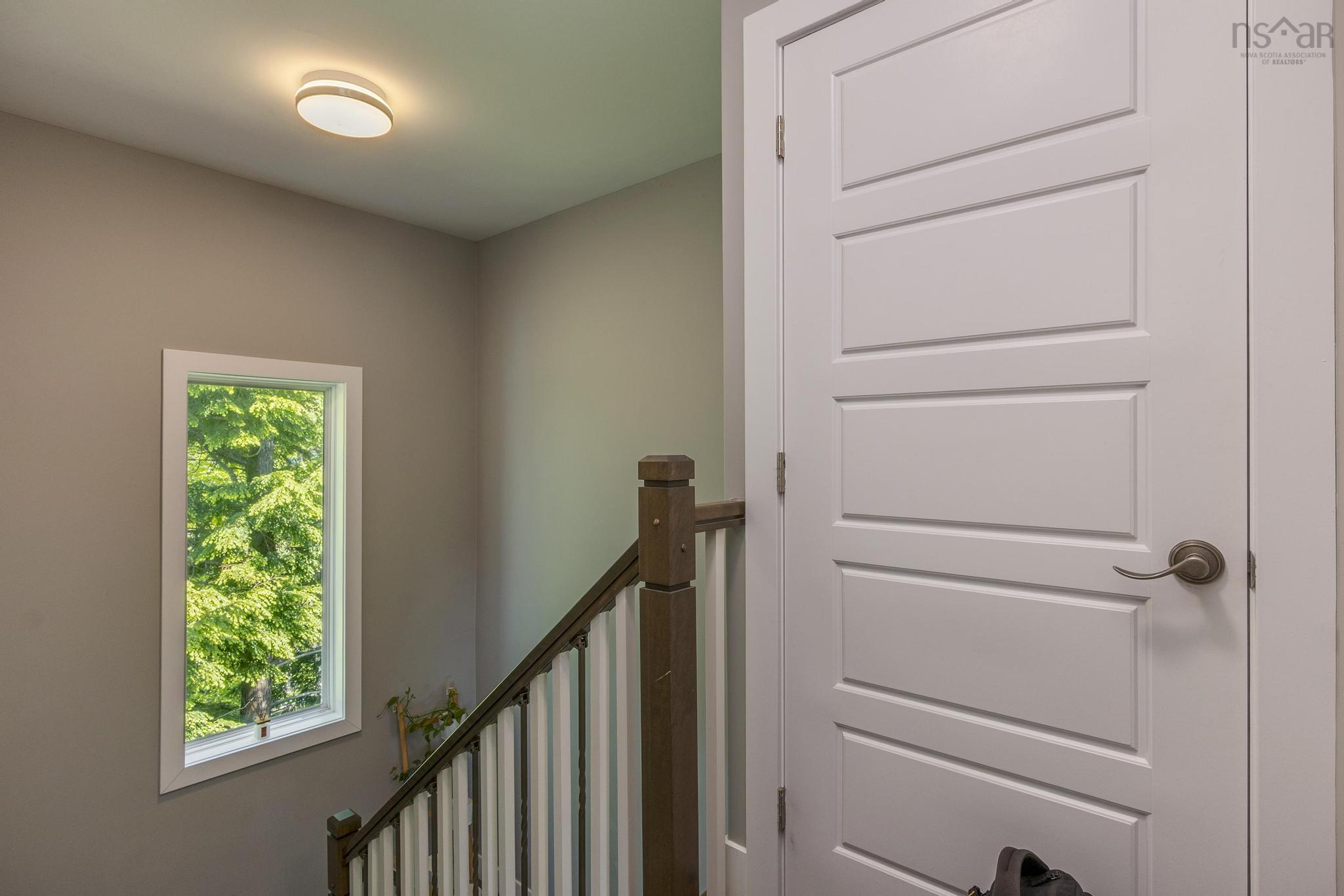 $575,000.00: 8 Four Mile Lane, Halifax