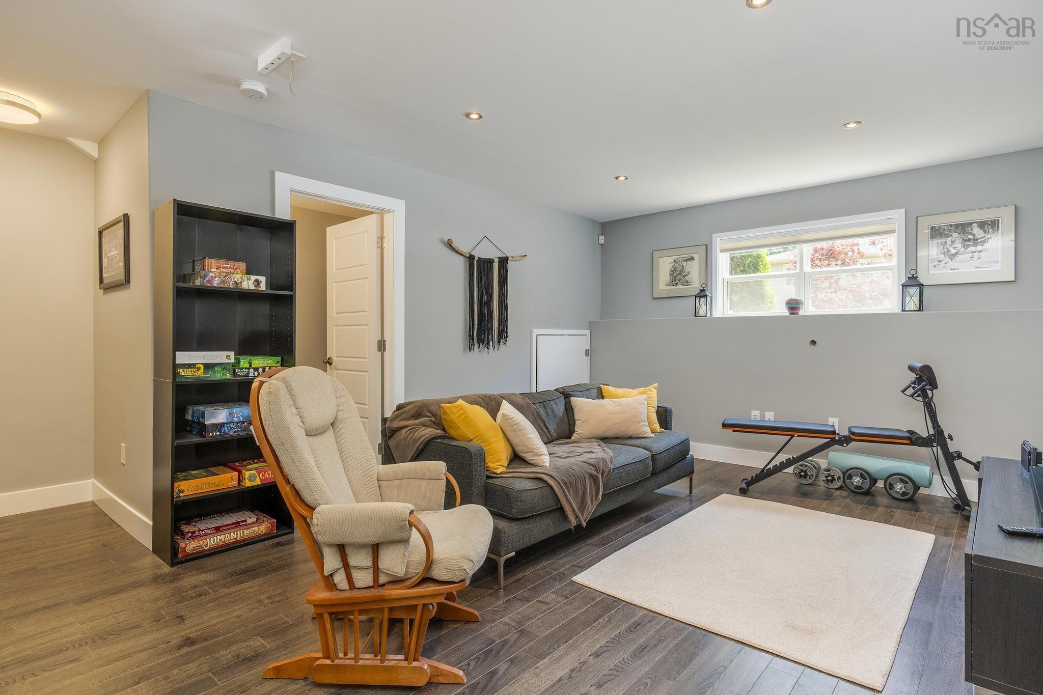 $575,000.00: 8 Four Mile Lane, Halifax
