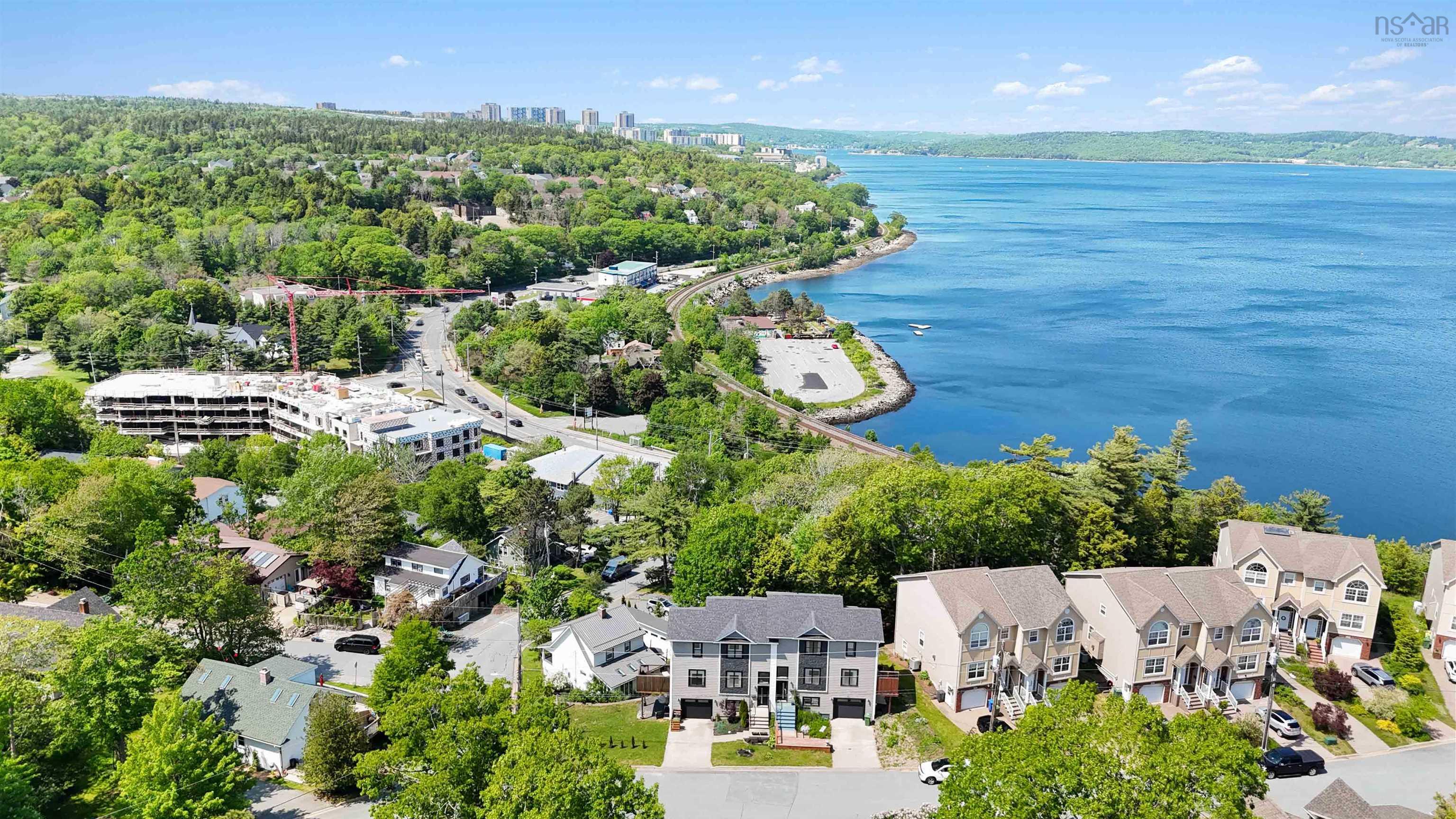$575,000.00: 8 Four Mile Lane, Halifax