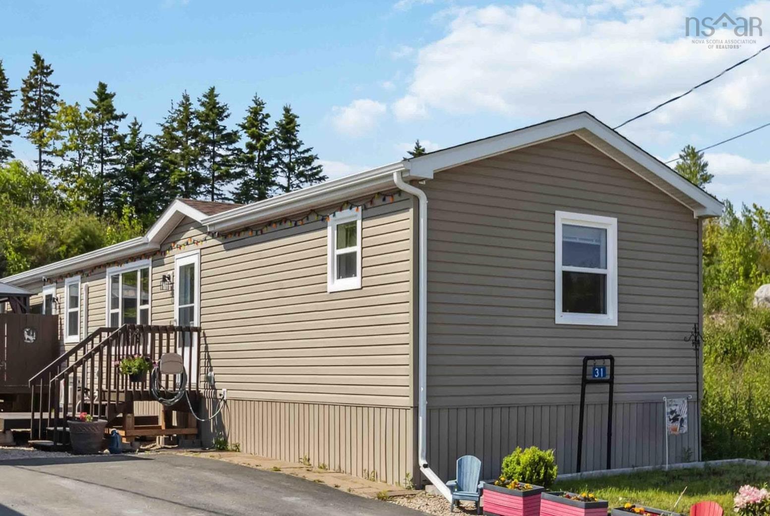 $299,000.00: 31 Breeze Circle, Simms Settlement