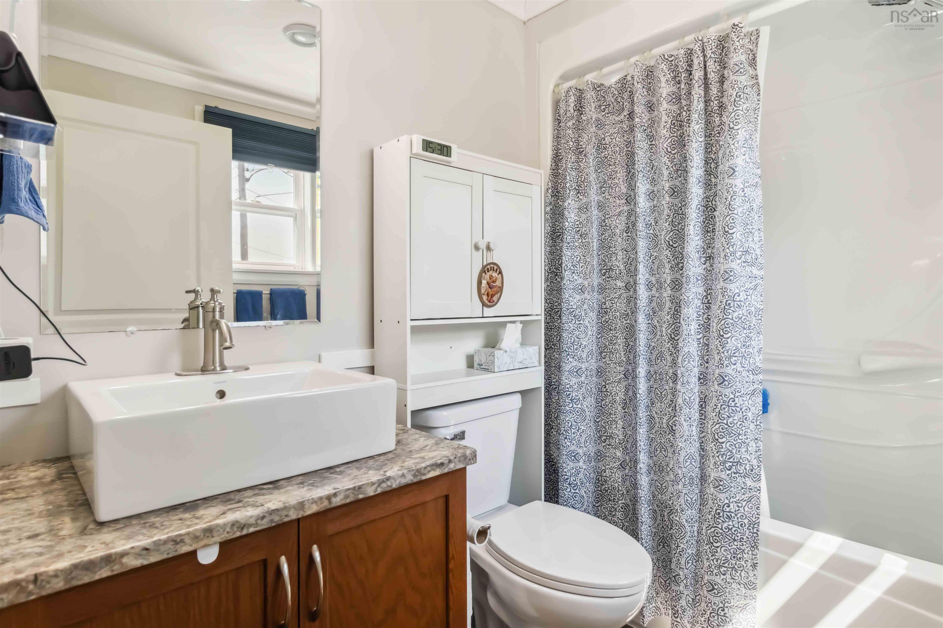$299,000.00: 31 Breeze Circle, Simms Settlement