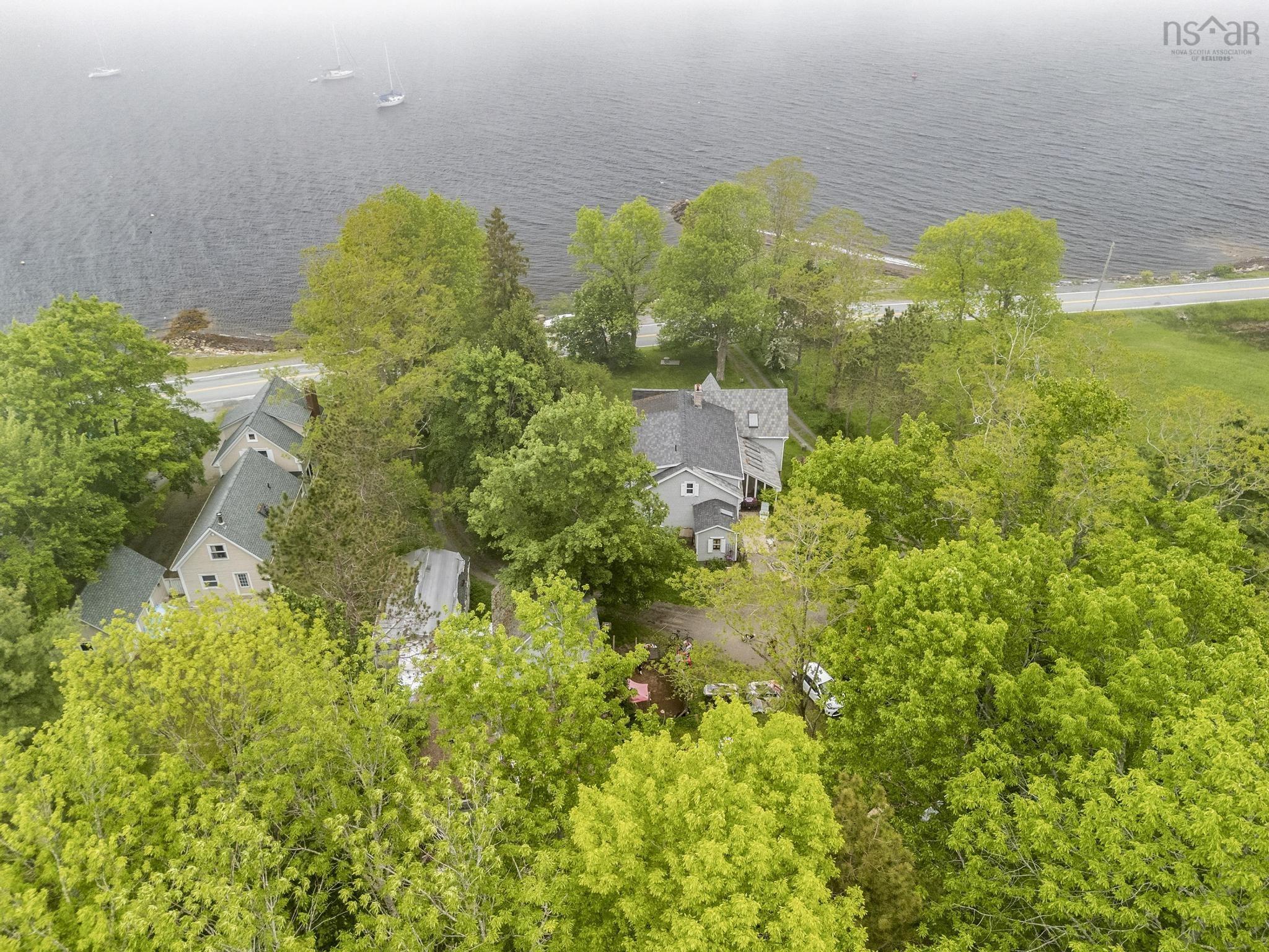 $559,900.00: 836 Main Street, Mahone Bay