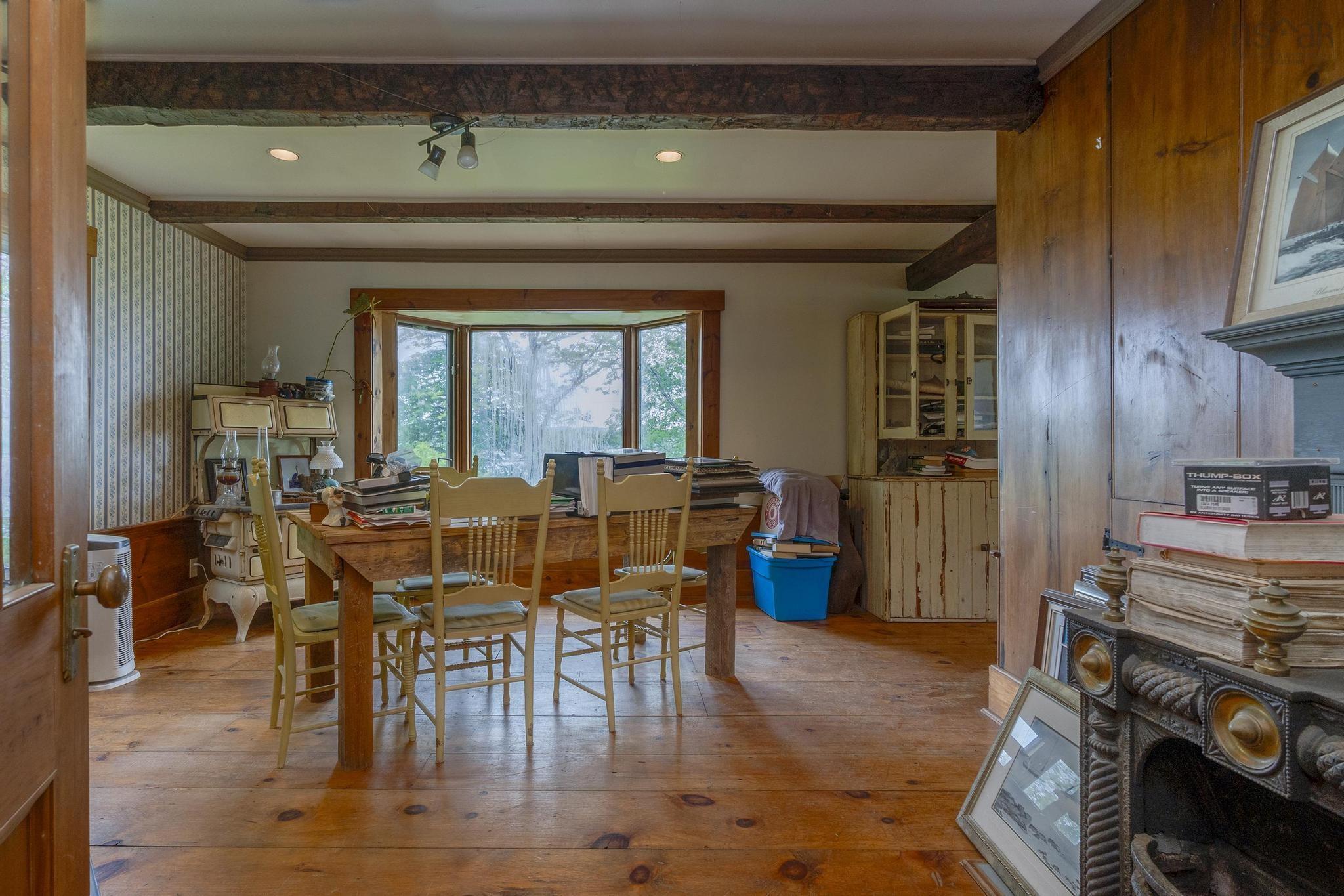 $559,900.00: 836 Main Street, Mahone Bay