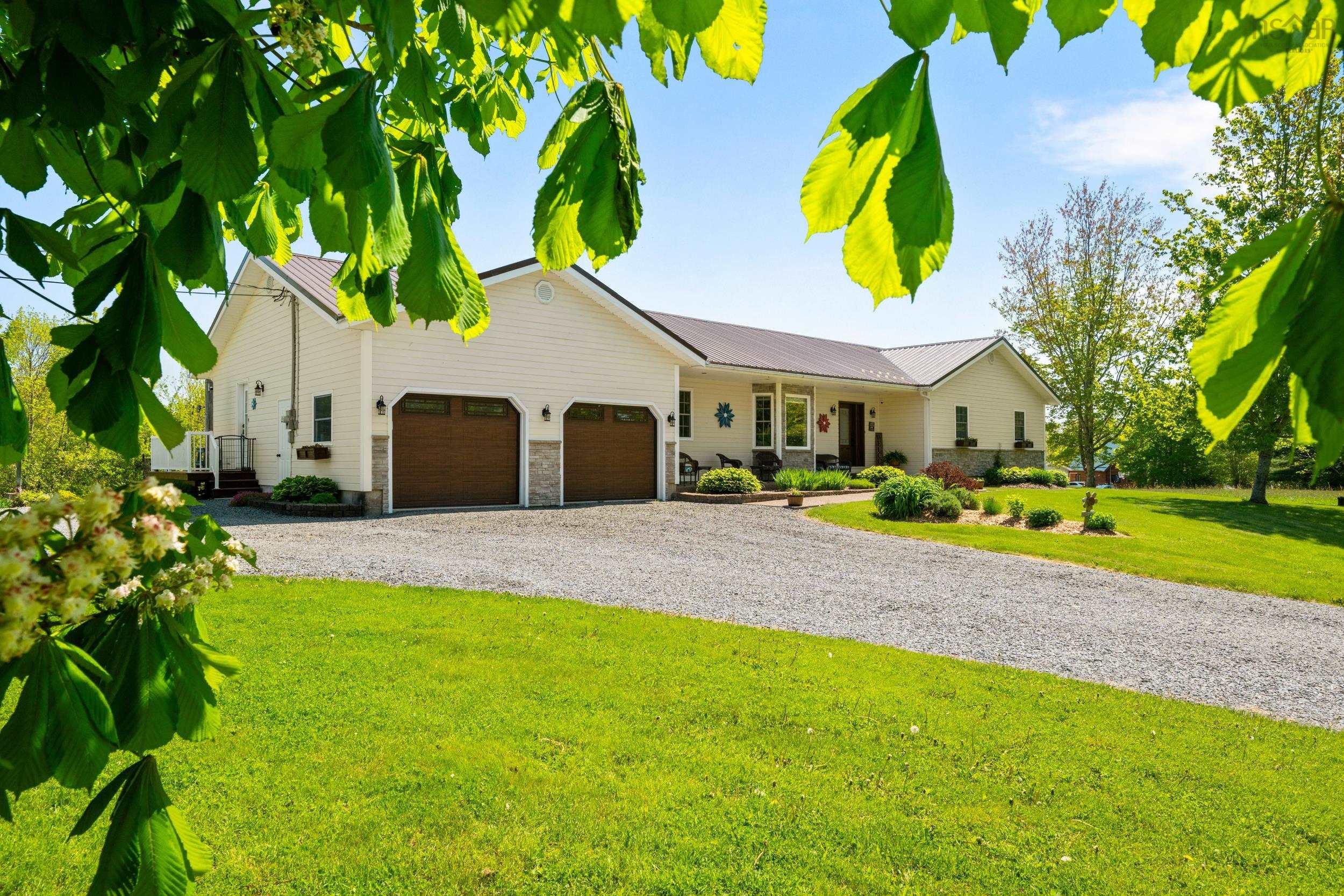 $839,000.00: 102 Harold Silver Road, Lower Northfield