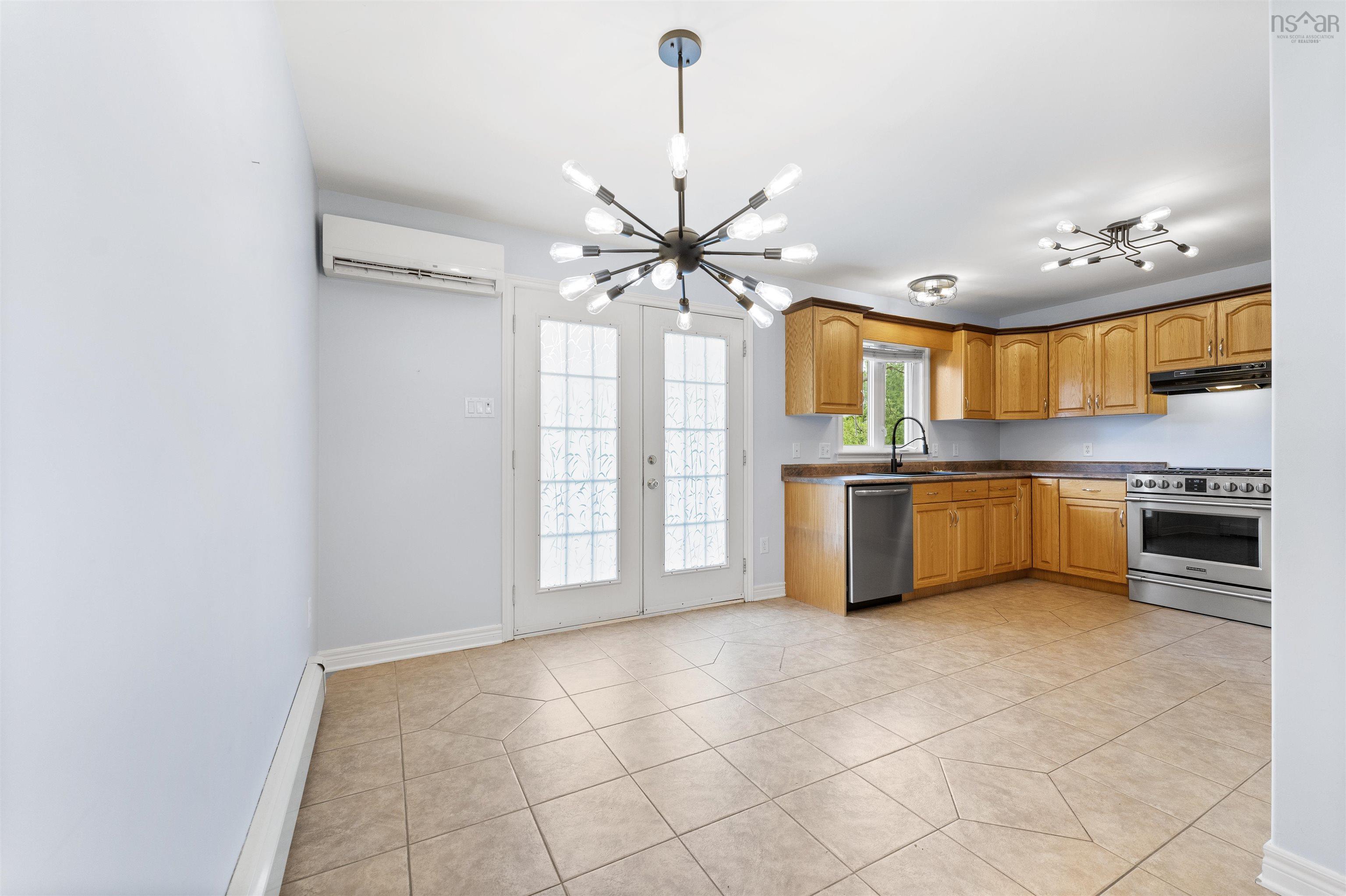 $499,900.00: 662 Caldwell Road, Dartmouth