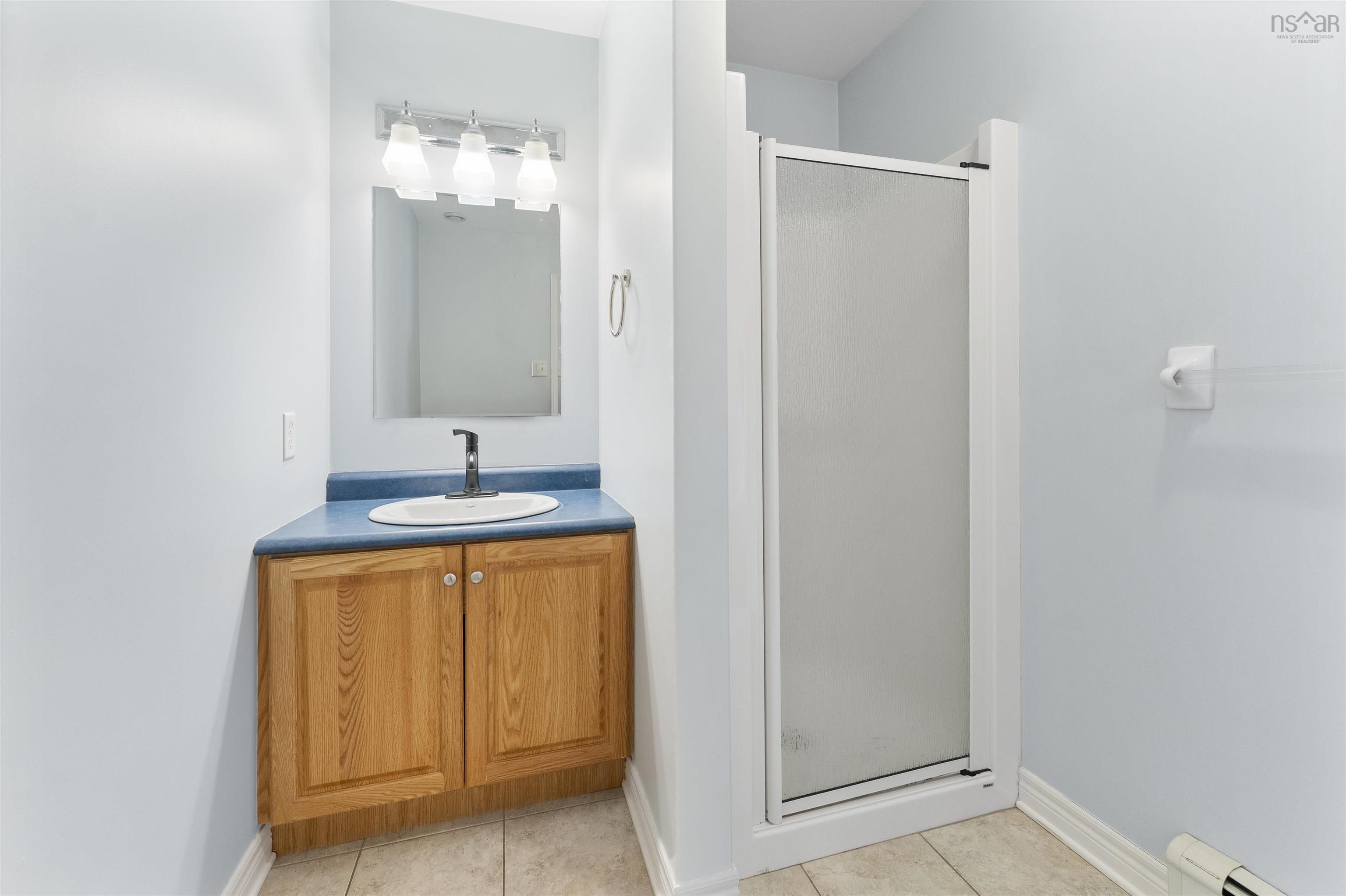 $499,900.00: 662 Caldwell Road, Dartmouth